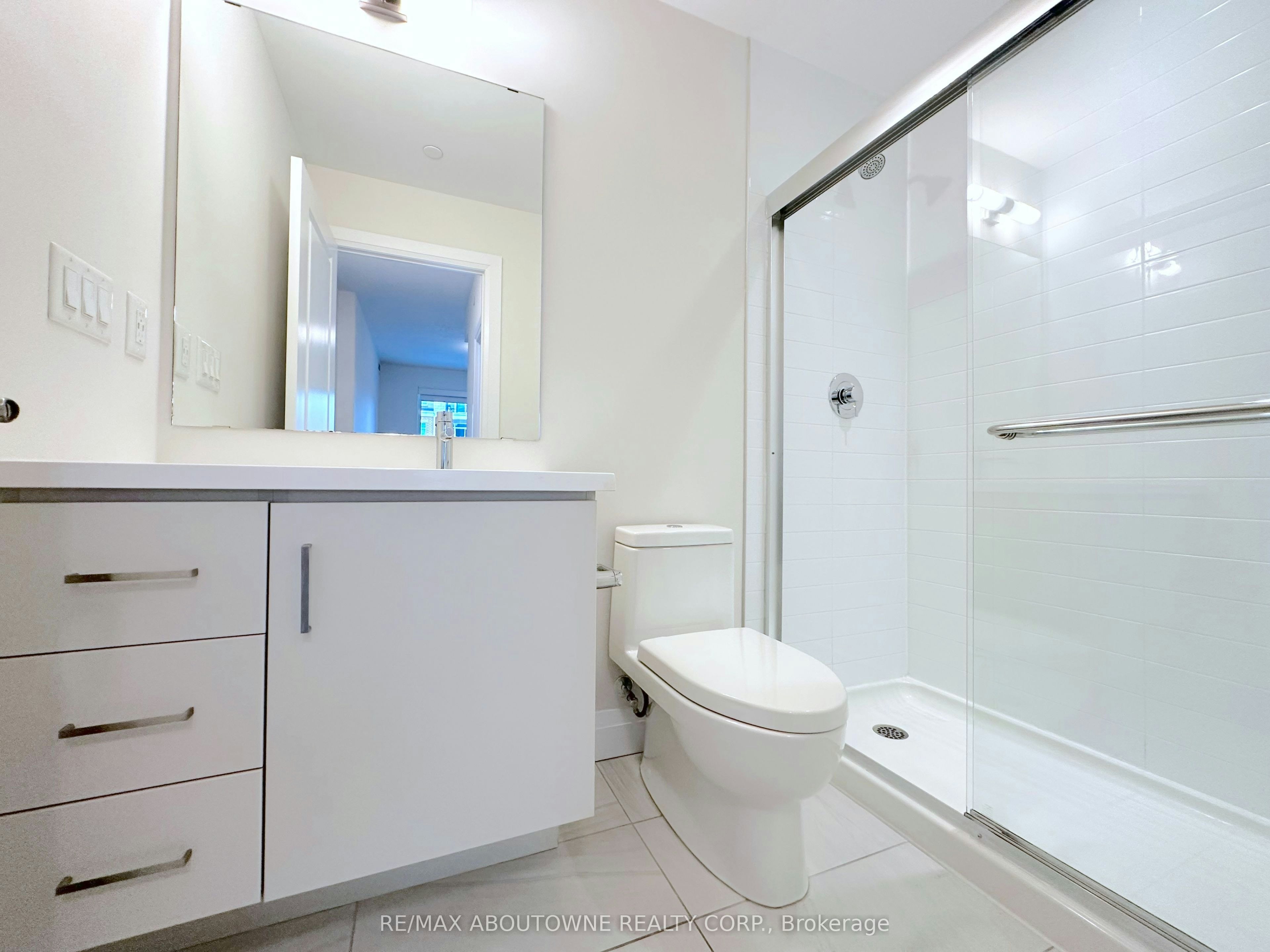 319-2333 Taunton Road, Oakville, ON, L6H 0N5 - 11