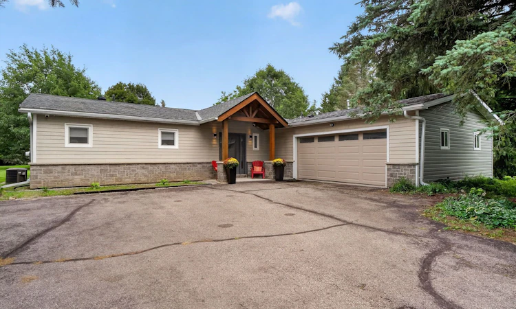 21 Birchview Drive