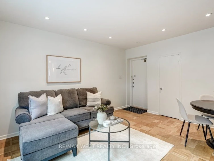 203-2000 Bloor Street W, Toronto, ON, M6P 3L2 - 8