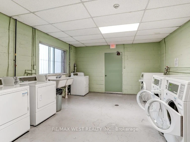 203-2000 Bloor Street W, Toronto, ON, M6P 3L2 - 20