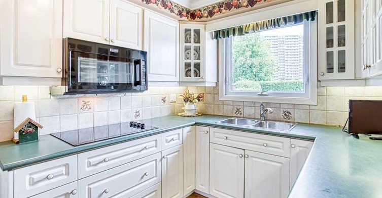 Main-1040 Runningbrook Drive, Mississauga, ON, L4Y 2T2 - 5