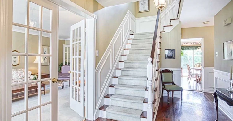 Main-1040 Runningbrook Drive, Mississauga, ON, L4Y 2T2 - 3