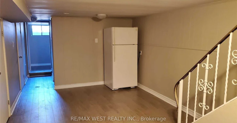 Bsmt-508 Concord Avenue, Toronto, ON, M6H 2P8 - 3