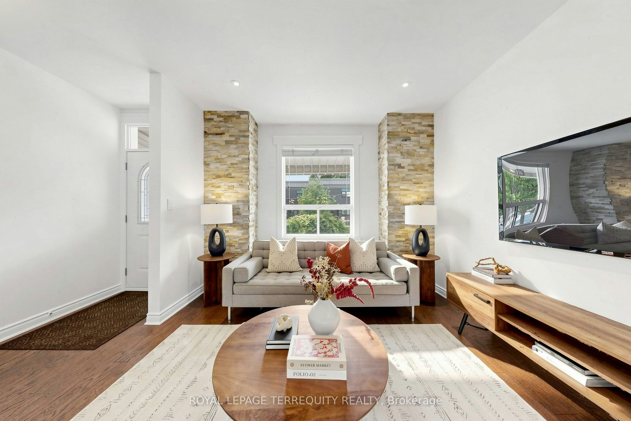 Upper-150 Osler Street, Toronto, ON, M6N 2Y8 - 2