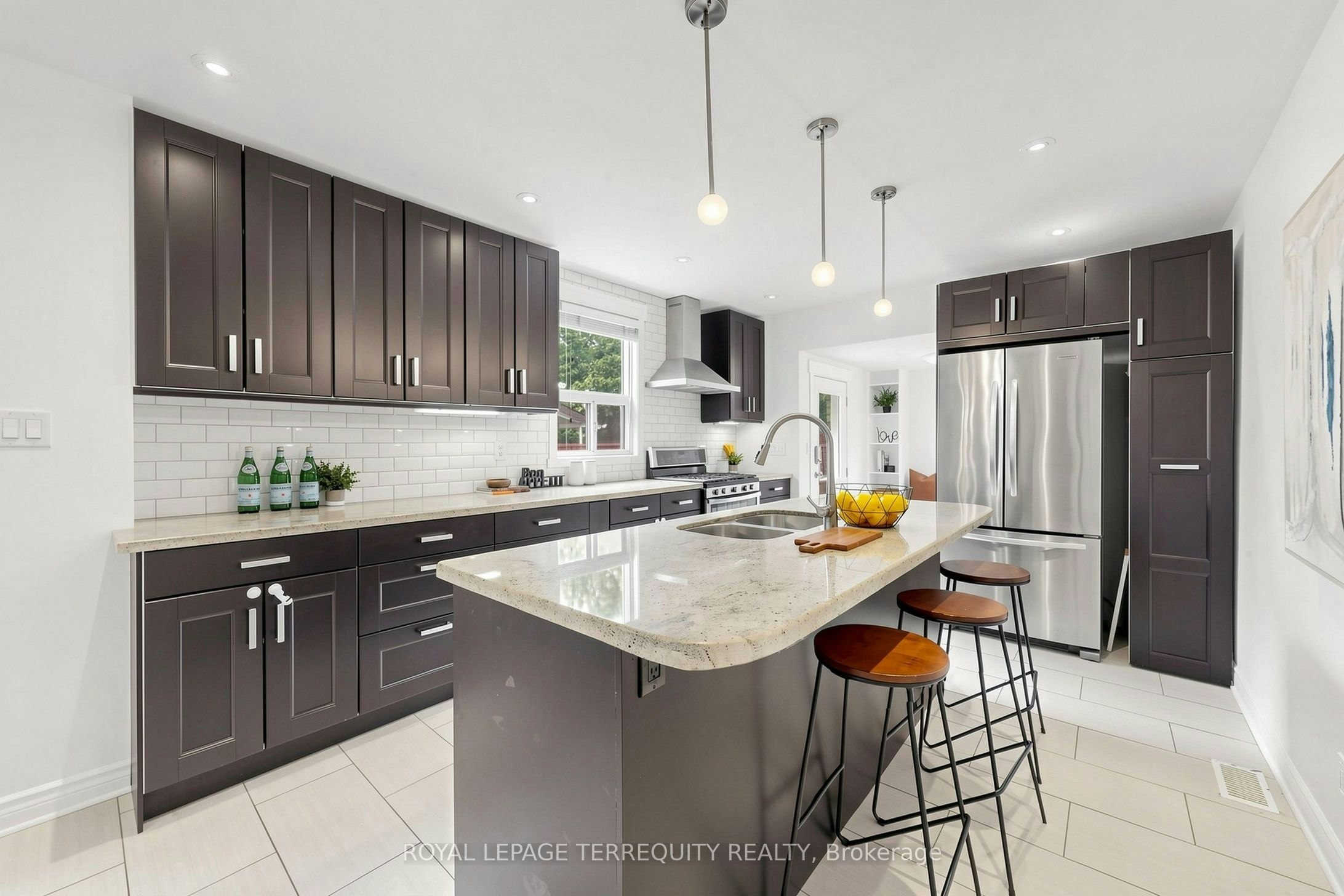 Upper-150 Osler Street, Toronto, ON, M6N 2Y8 - 10