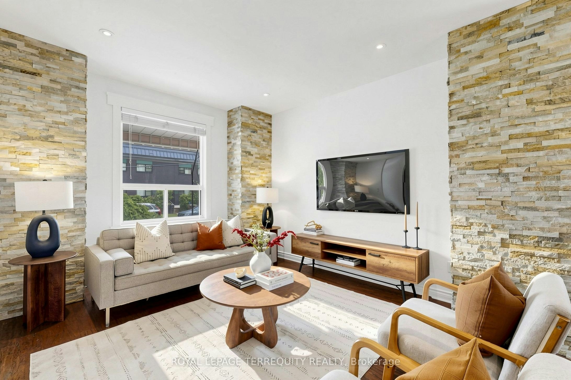 Upper-150 Osler Street, Toronto, ON, M6N 2Y8 - 4