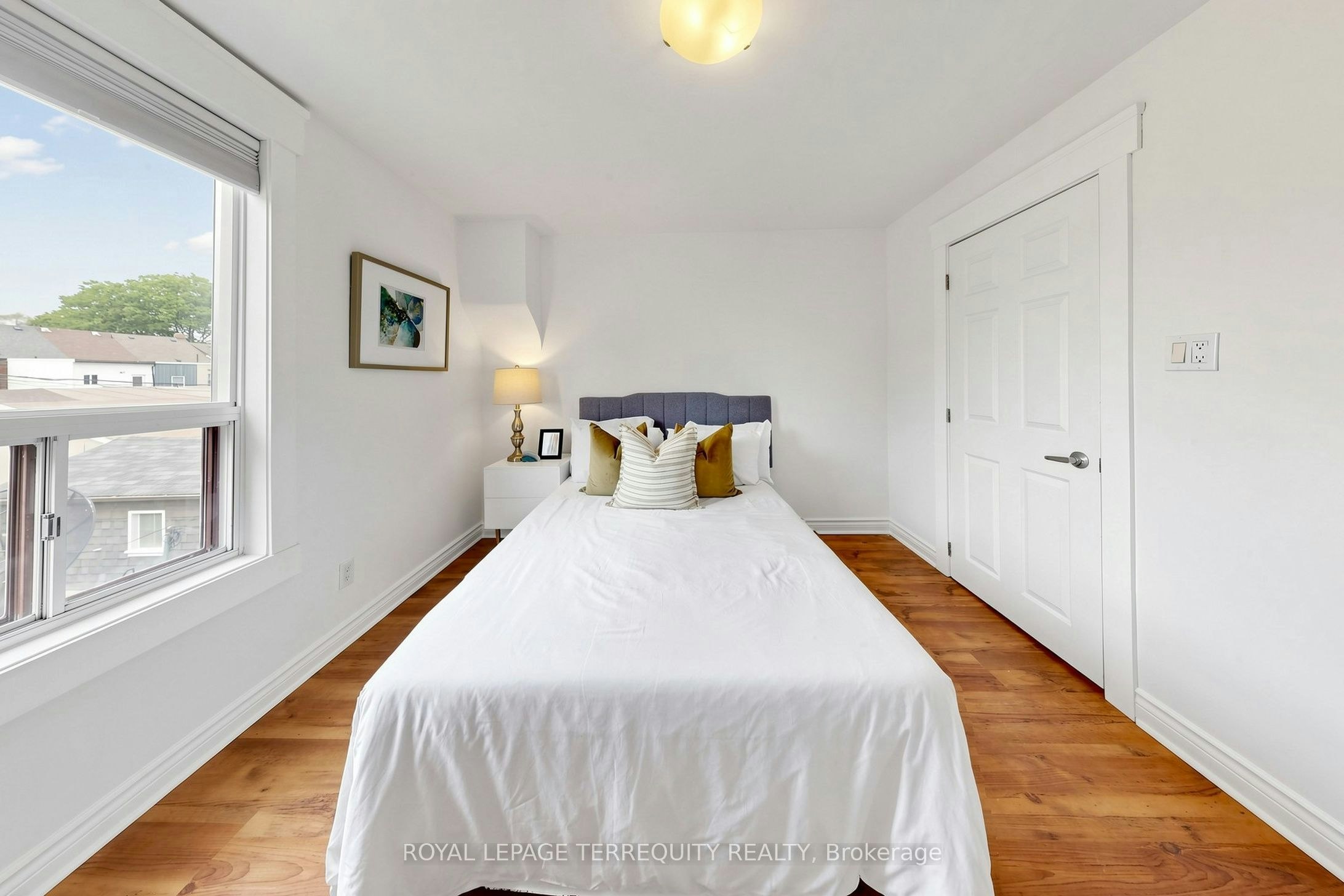 Upper-150 Osler Street, Toronto, ON, M6N 2Y8 - 15
