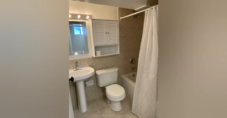 Lower-1527 Dufferin Street, Toronto, ON, M6H 3L5 - 9