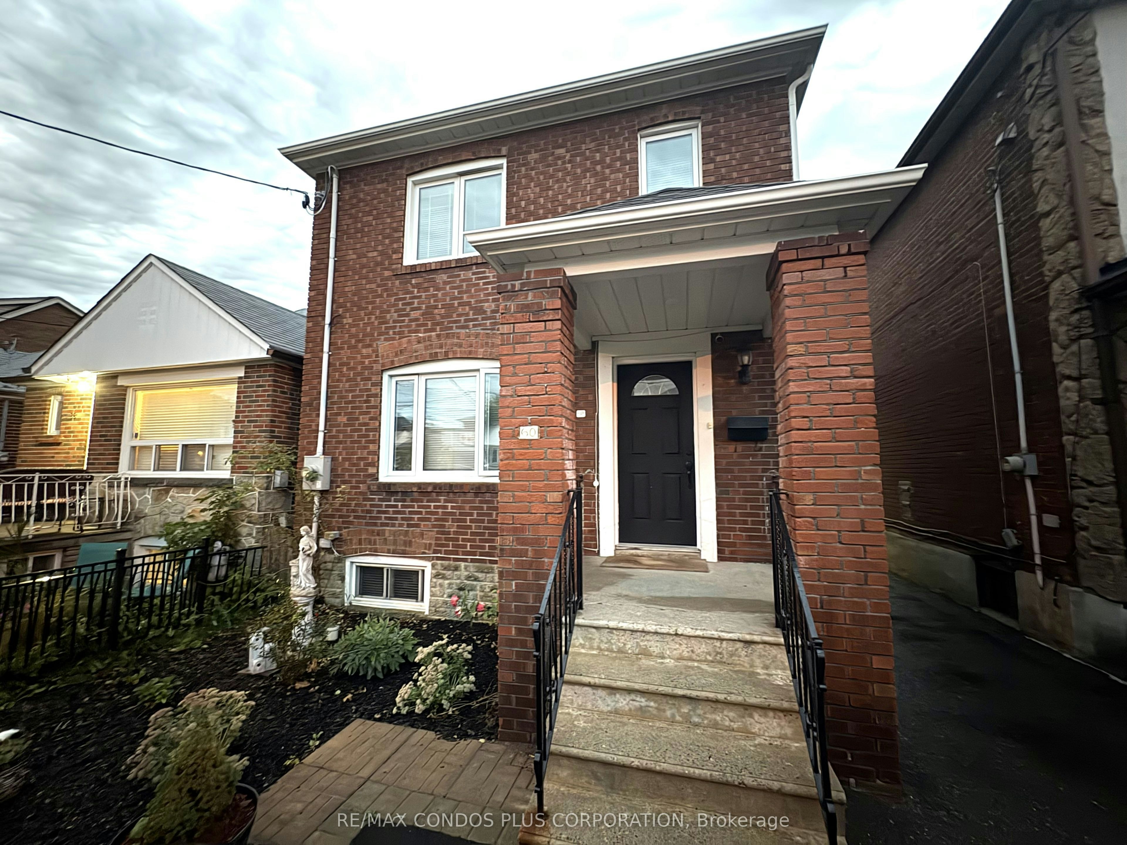 Upper Floor-60 Kane Avenue, Toronto, ON, M6M 3M7 - 9
