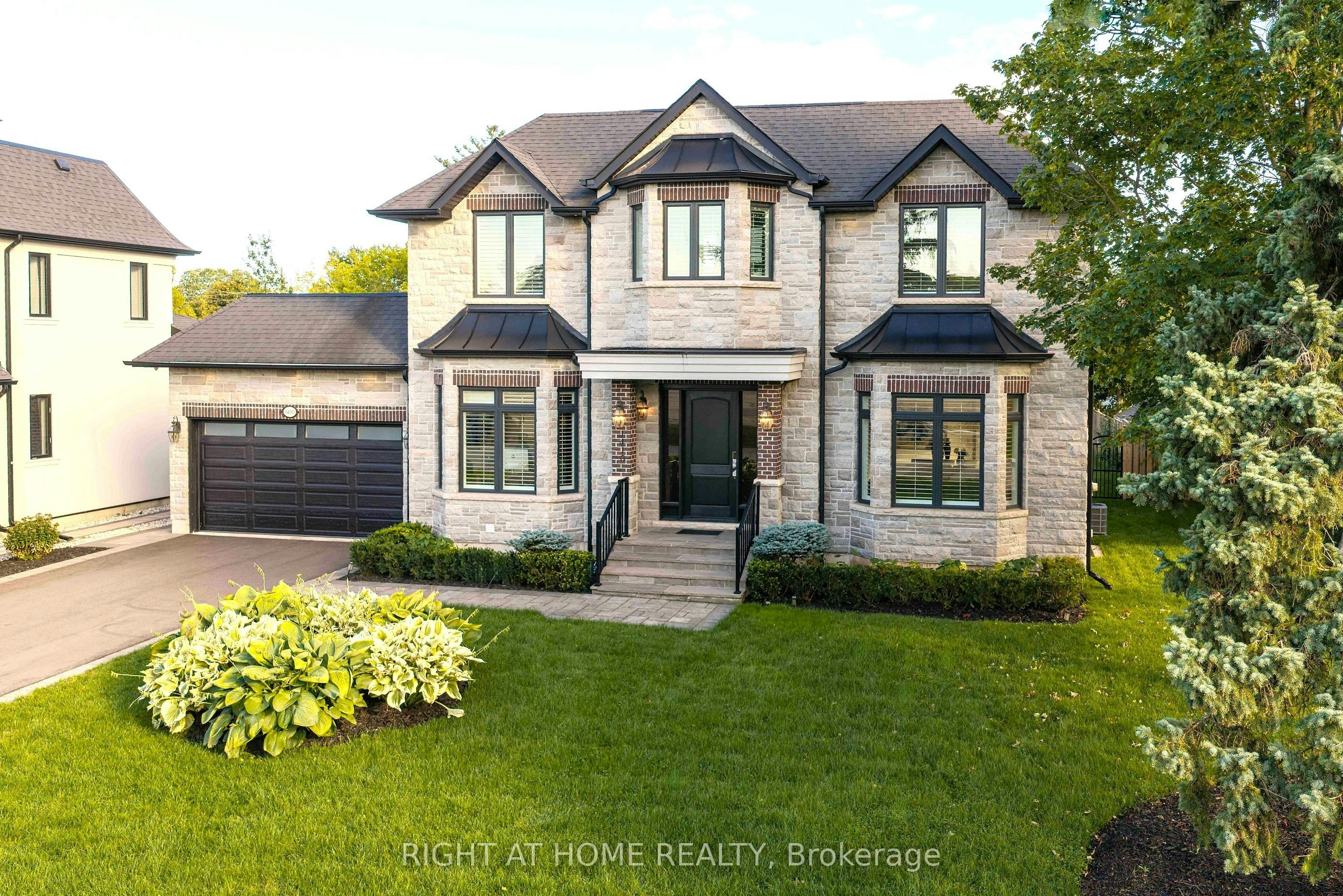 1410 Stanbury Road, Oakville, ON, L6L 2J6