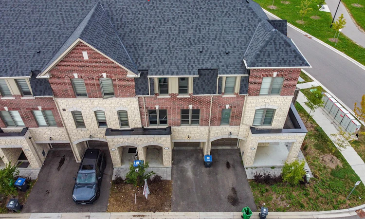 4 Arcola Street