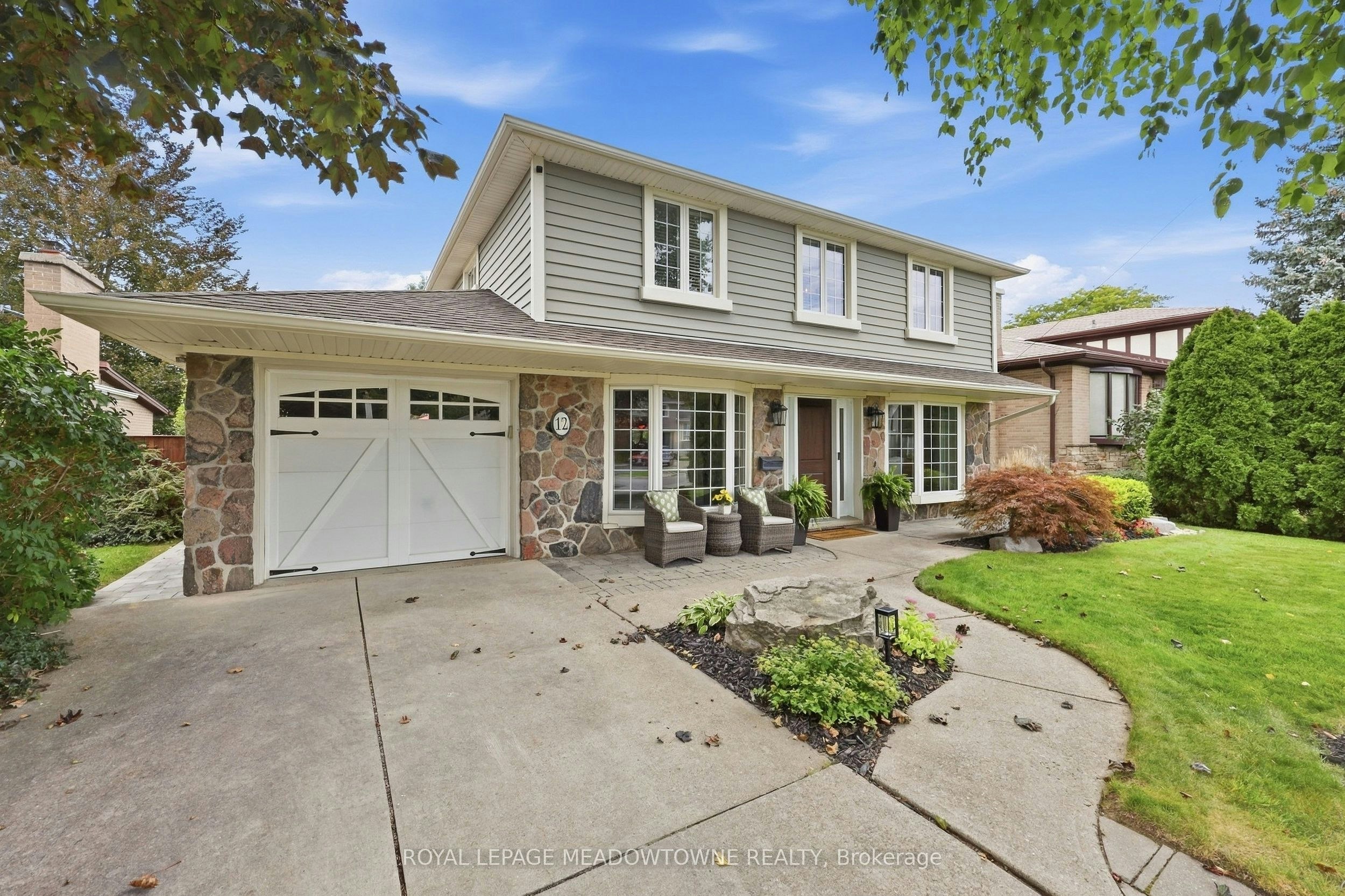 12 Cheltenham Court, Brampton, ON, L6W 1J3