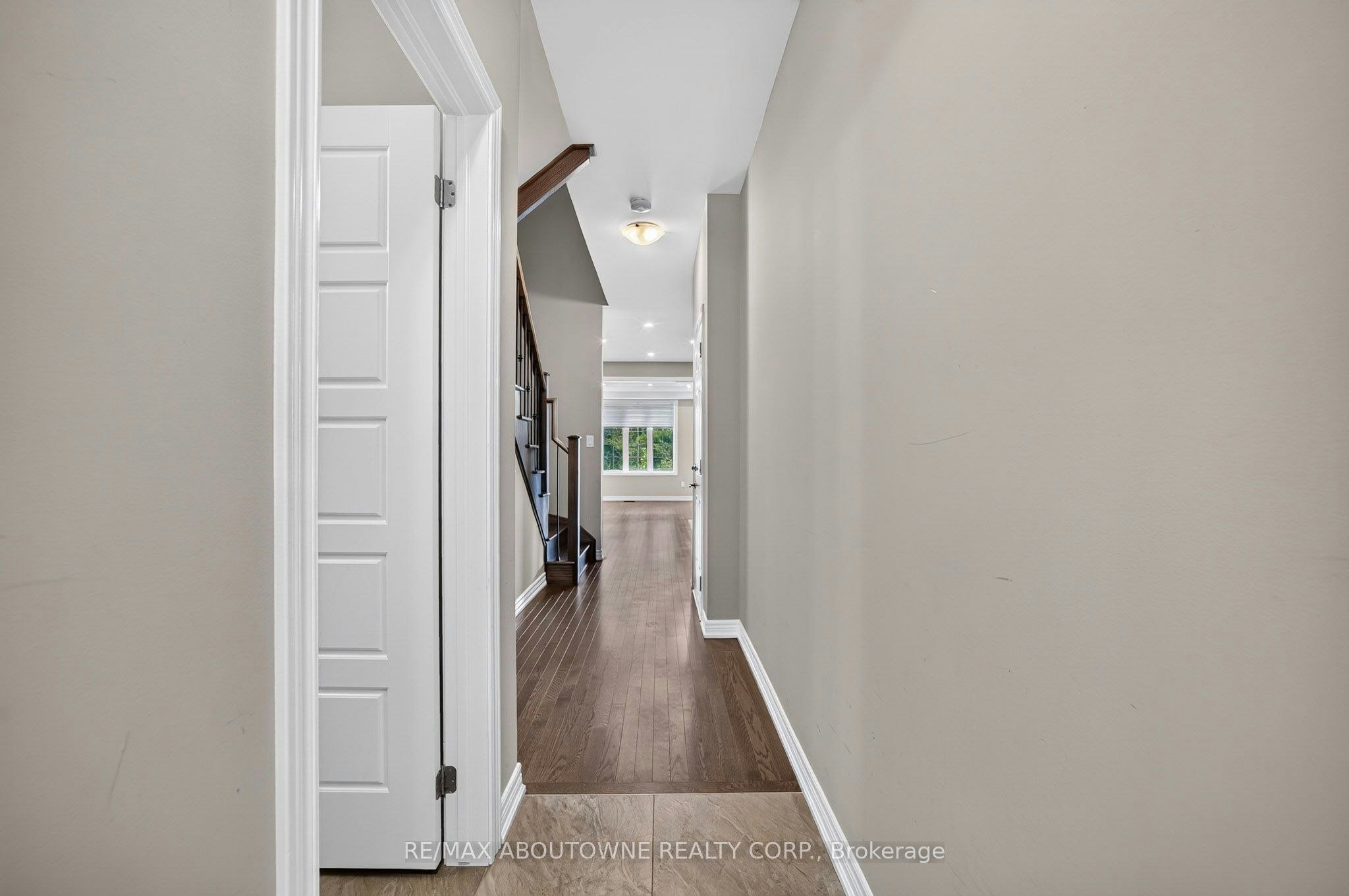 3289 Mockingbird Common, Oakville, ON, L6H 0W9 - 6