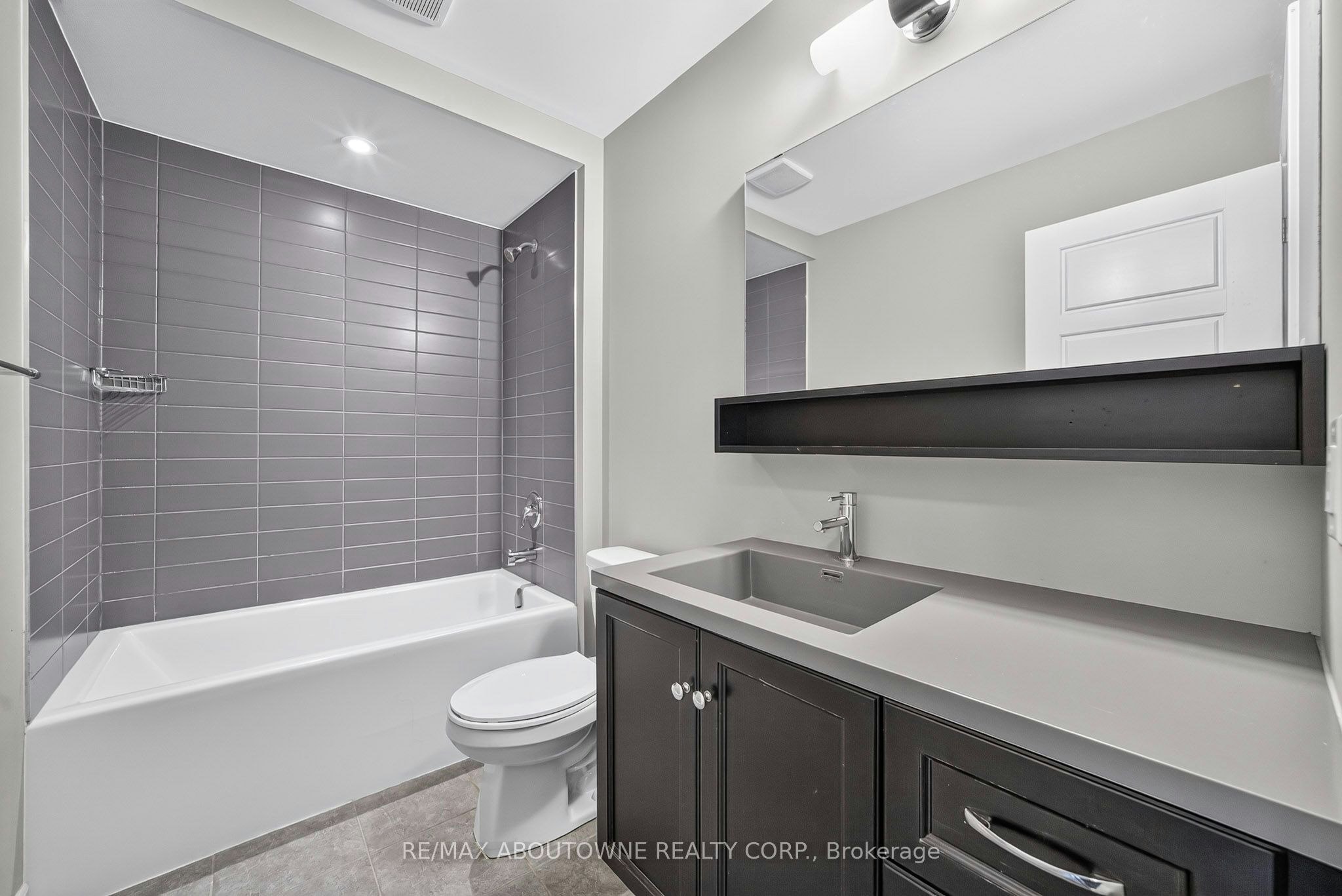 3289 Mockingbird Common, Oakville, ON, L6H 0W9 - 27