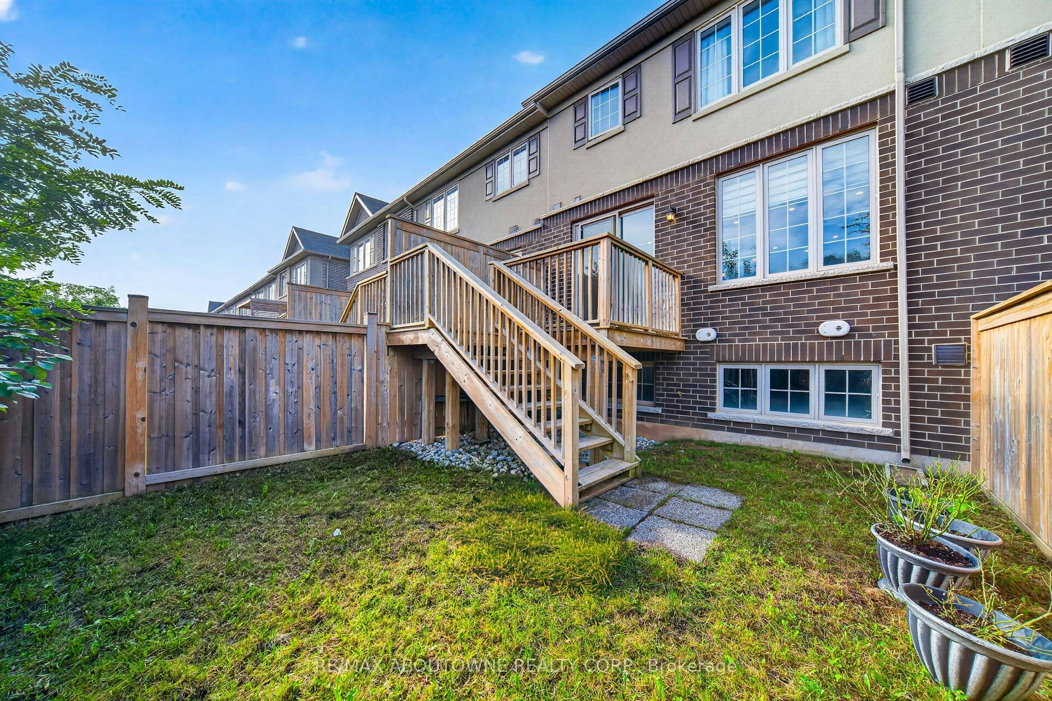 3289 Mockingbird Common, Oakville, ON, L6H 0W9 - 34