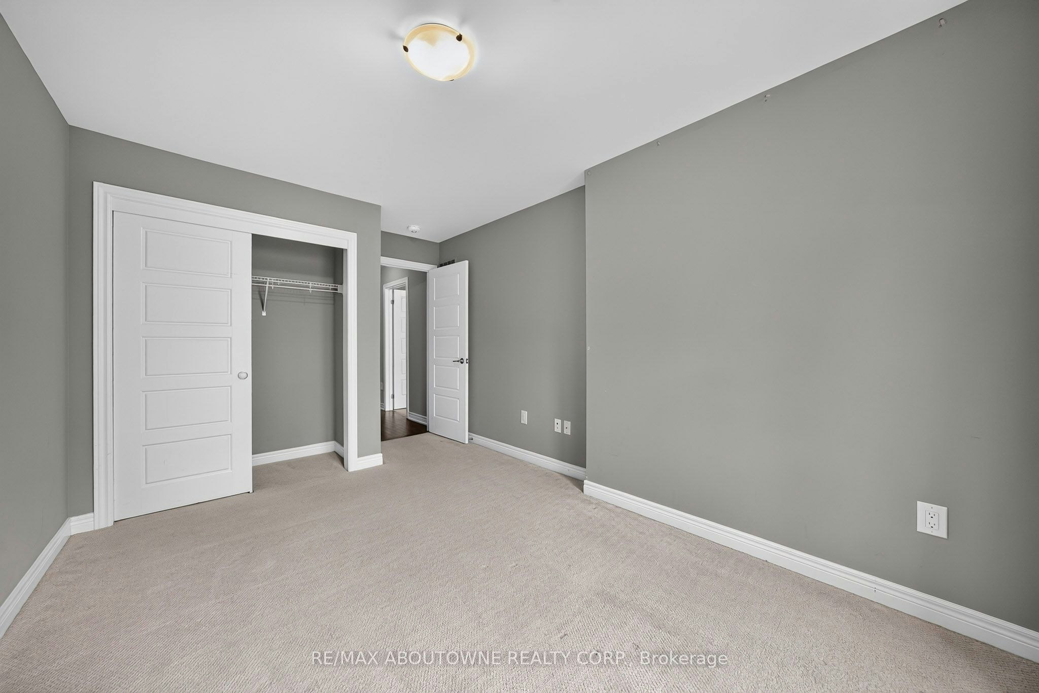 3289 Mockingbird Common, Oakville, ON, L6H 0W9 - 26