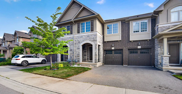 3289 Mockingbird Common, Oakville, ON, L6H 0W9 - 2