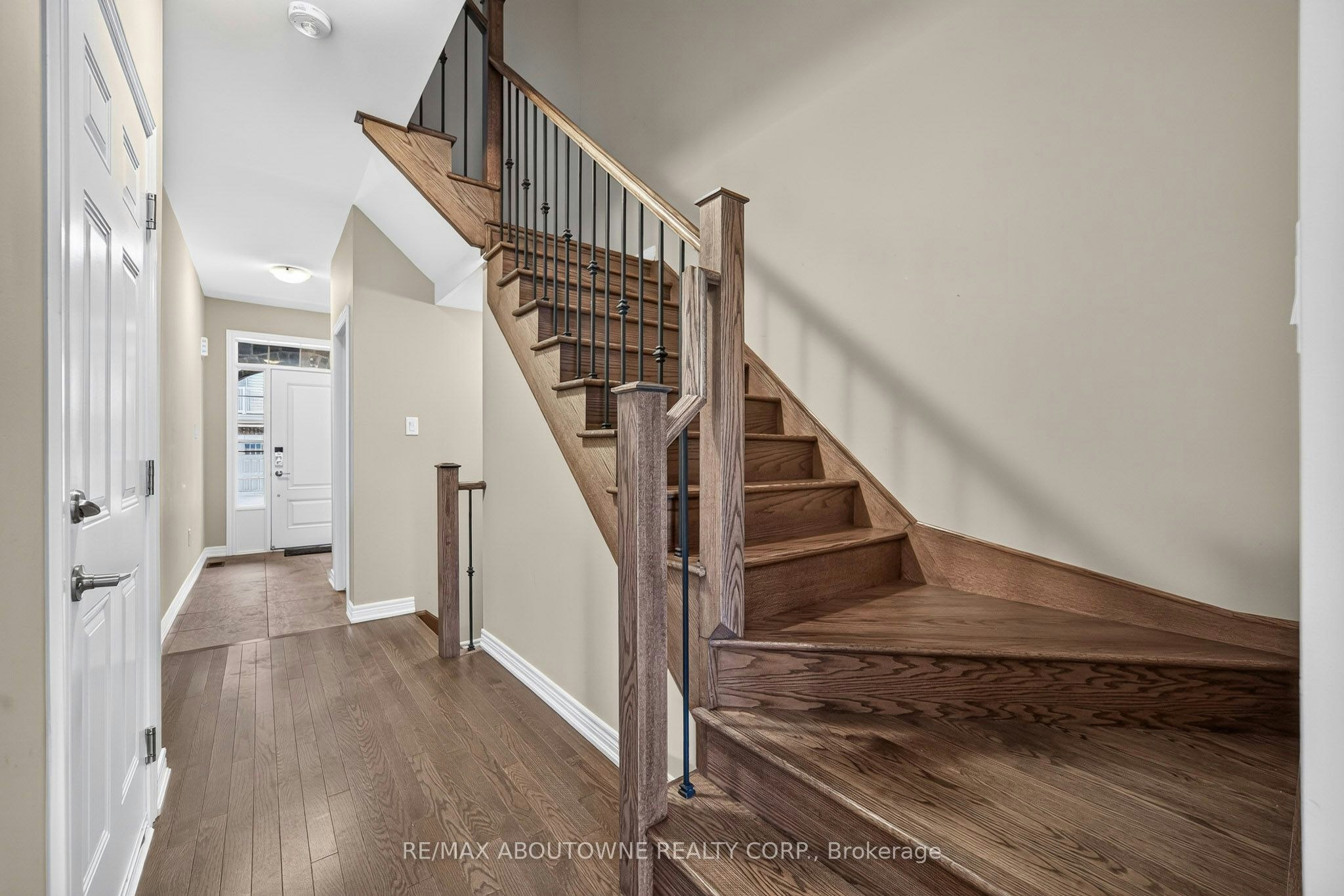 3289 Mockingbird Common, Oakville, ON, L6H 0W9 - 5
