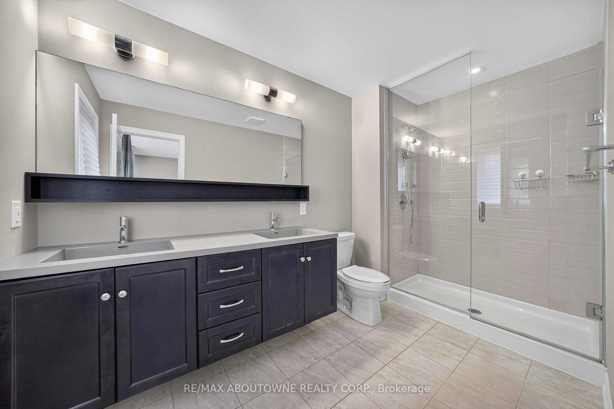 3289 Mockingbird Common, Oakville, ON, L6H 0W9 - 21