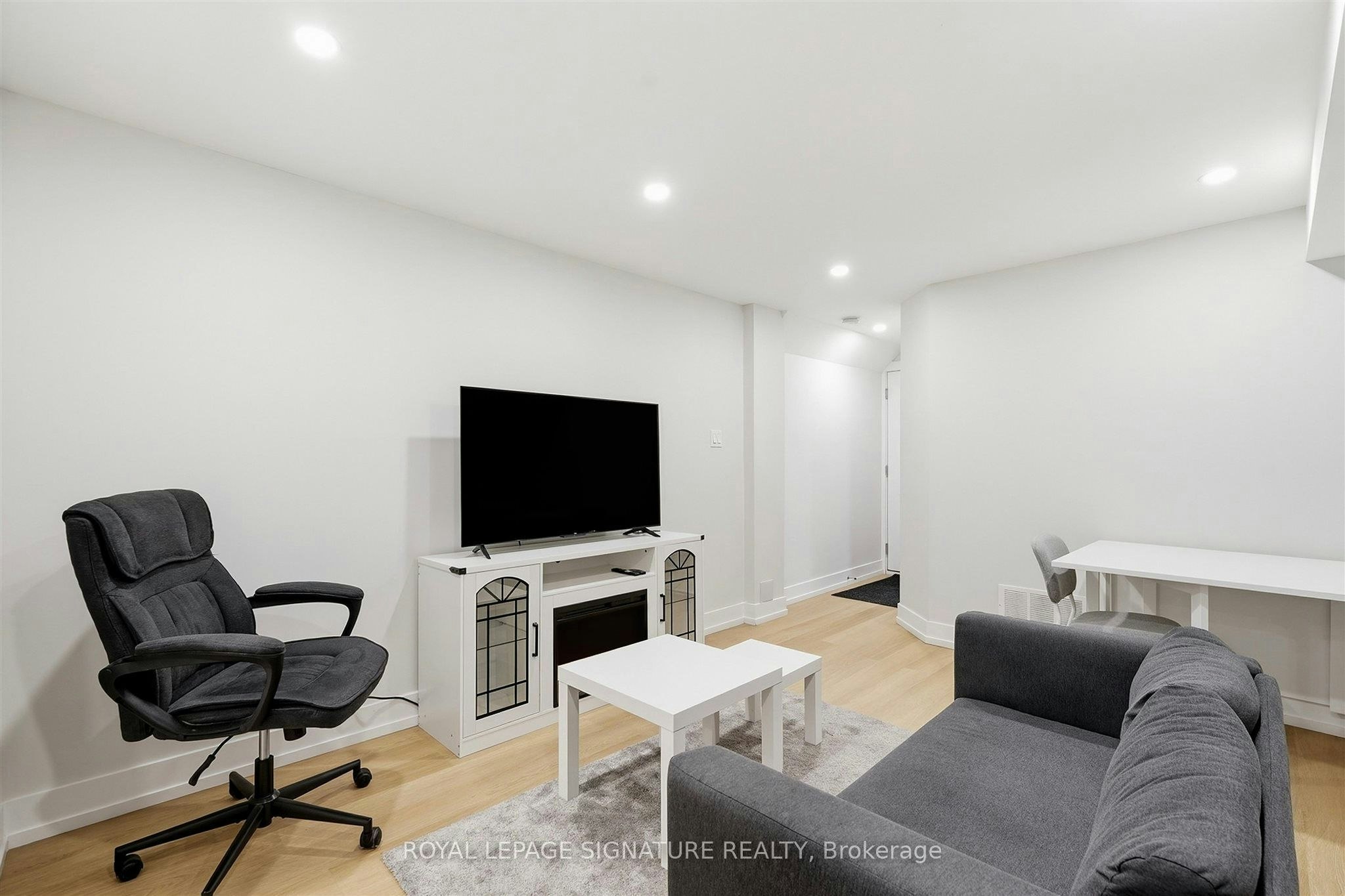 BSMT-1945 Davenport Road, Toronto, ON, M6N 1C3 - 5