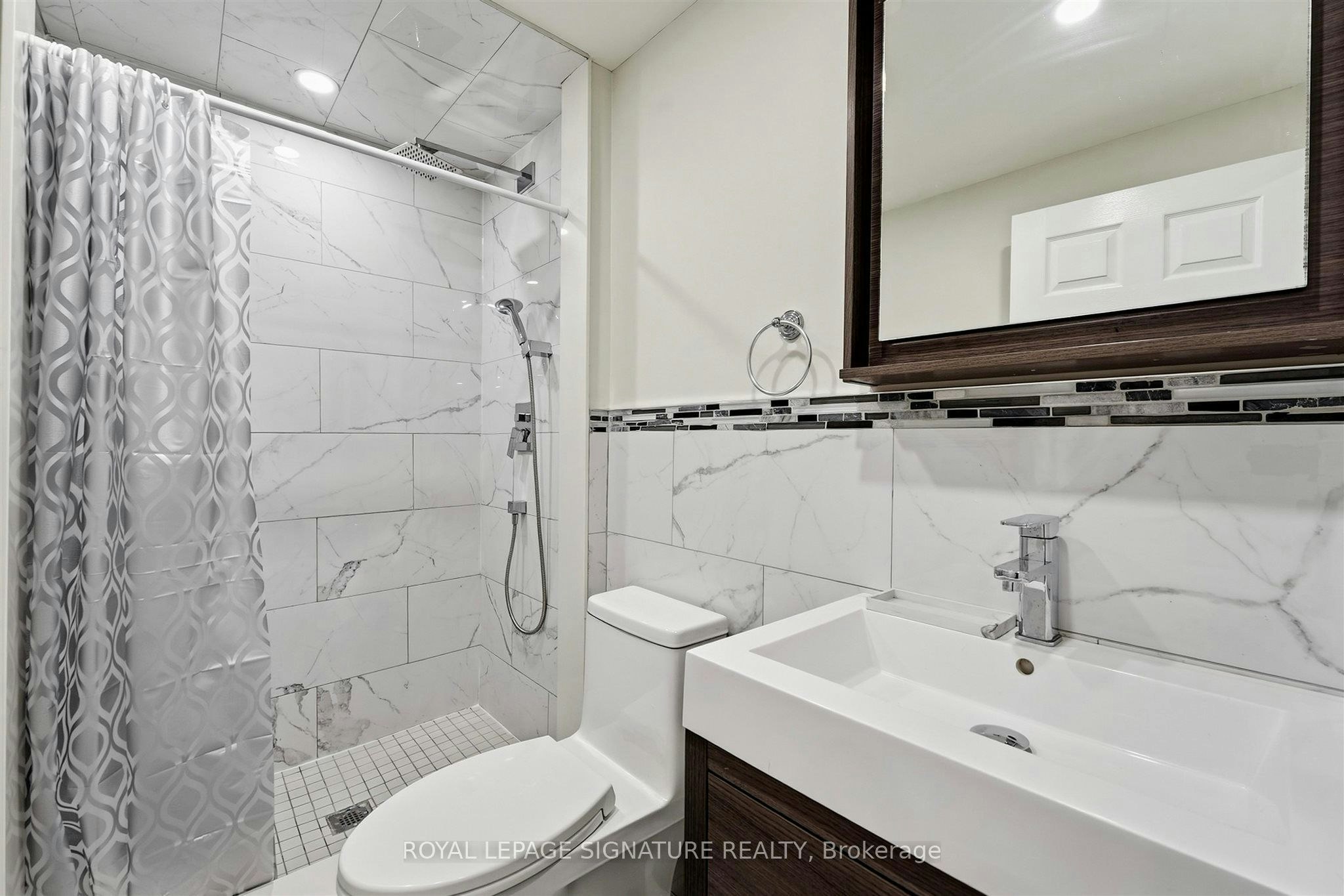 BSMT-1945 Davenport Road, Toronto, ON, M6N 1C3 - 15