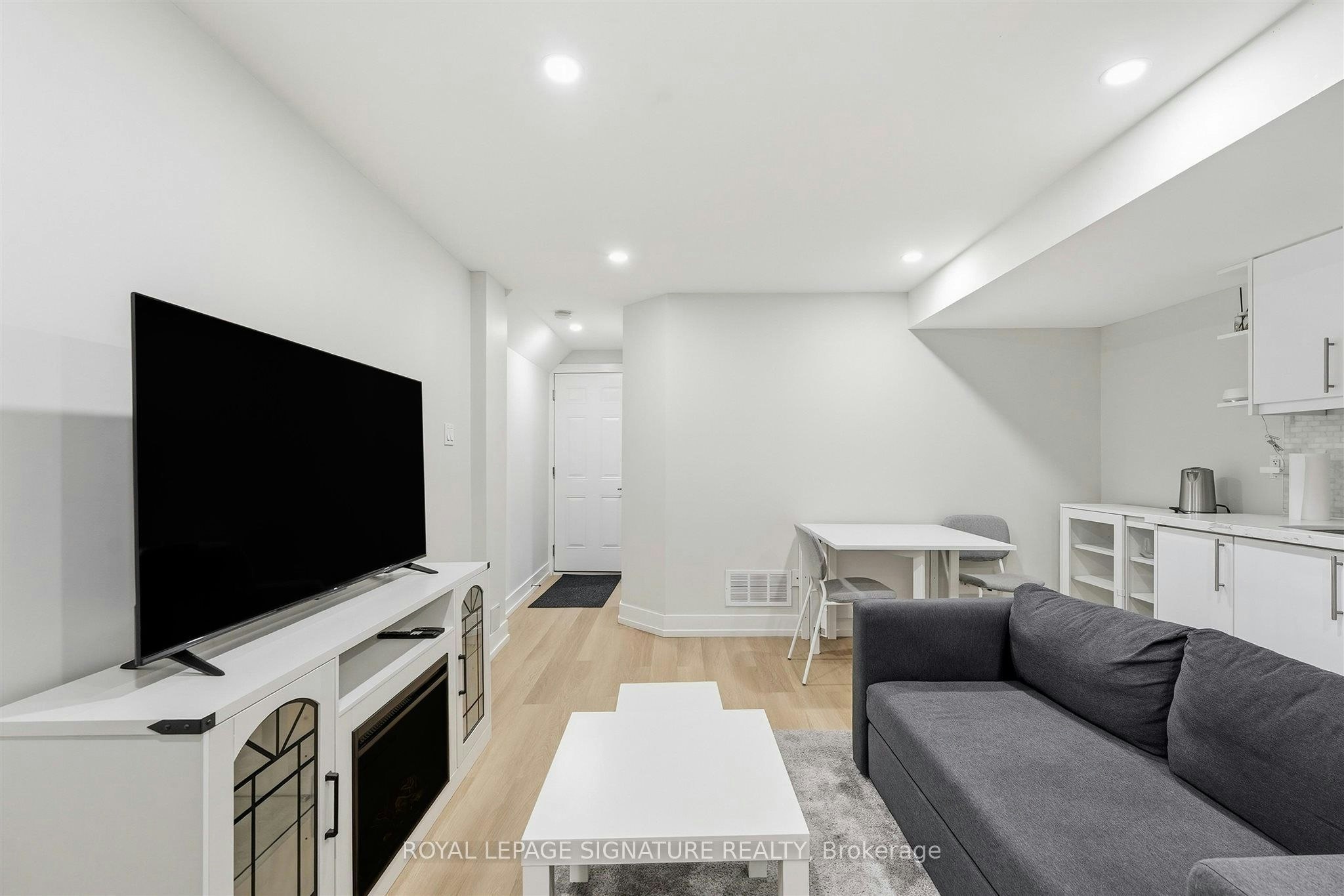 BSMT-1945 Davenport Road, Toronto, ON, M6N 1C3 - 8