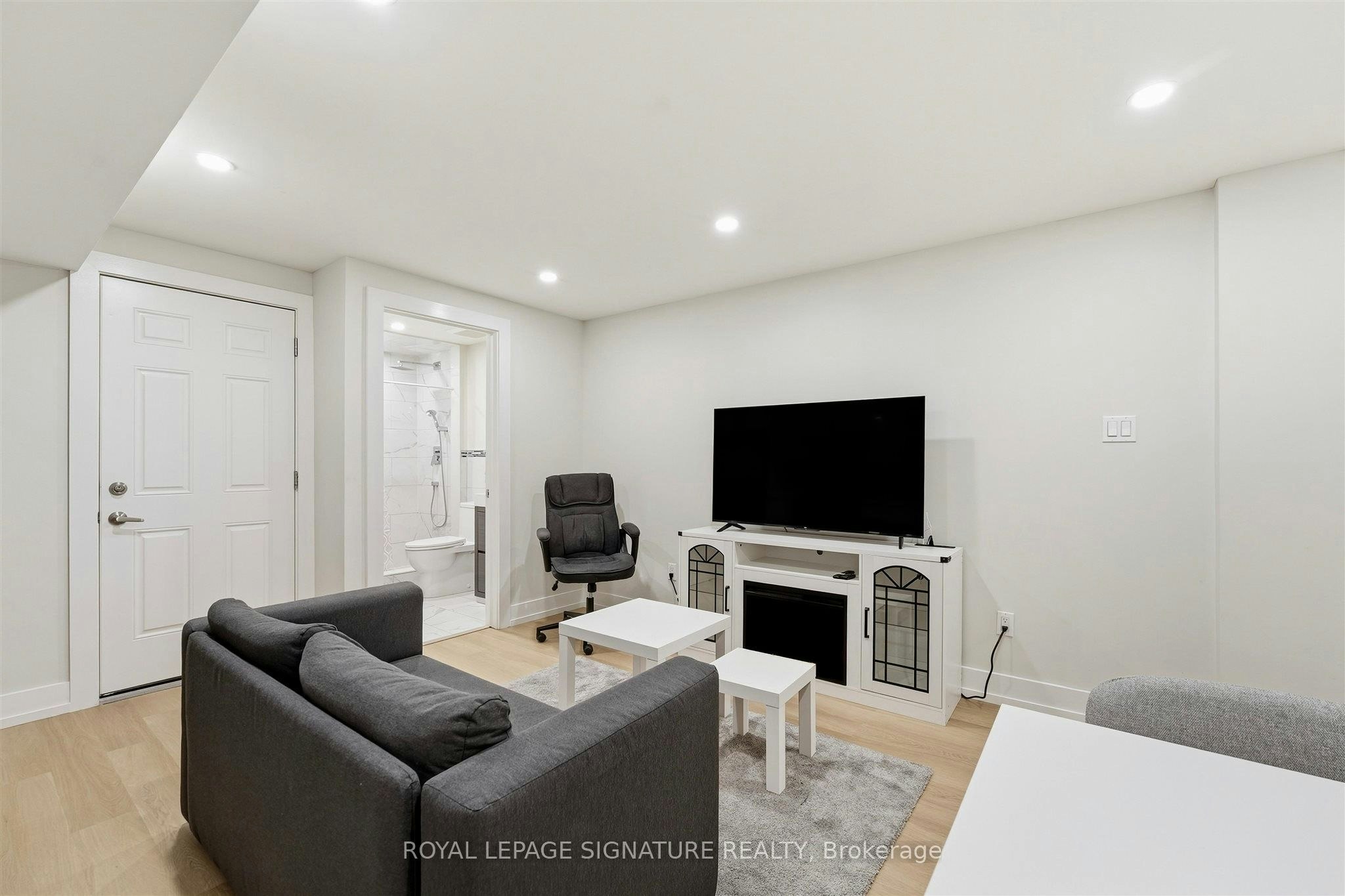 BSMT-1945 Davenport Road, Toronto, ON, M6N 1C3 - 2
