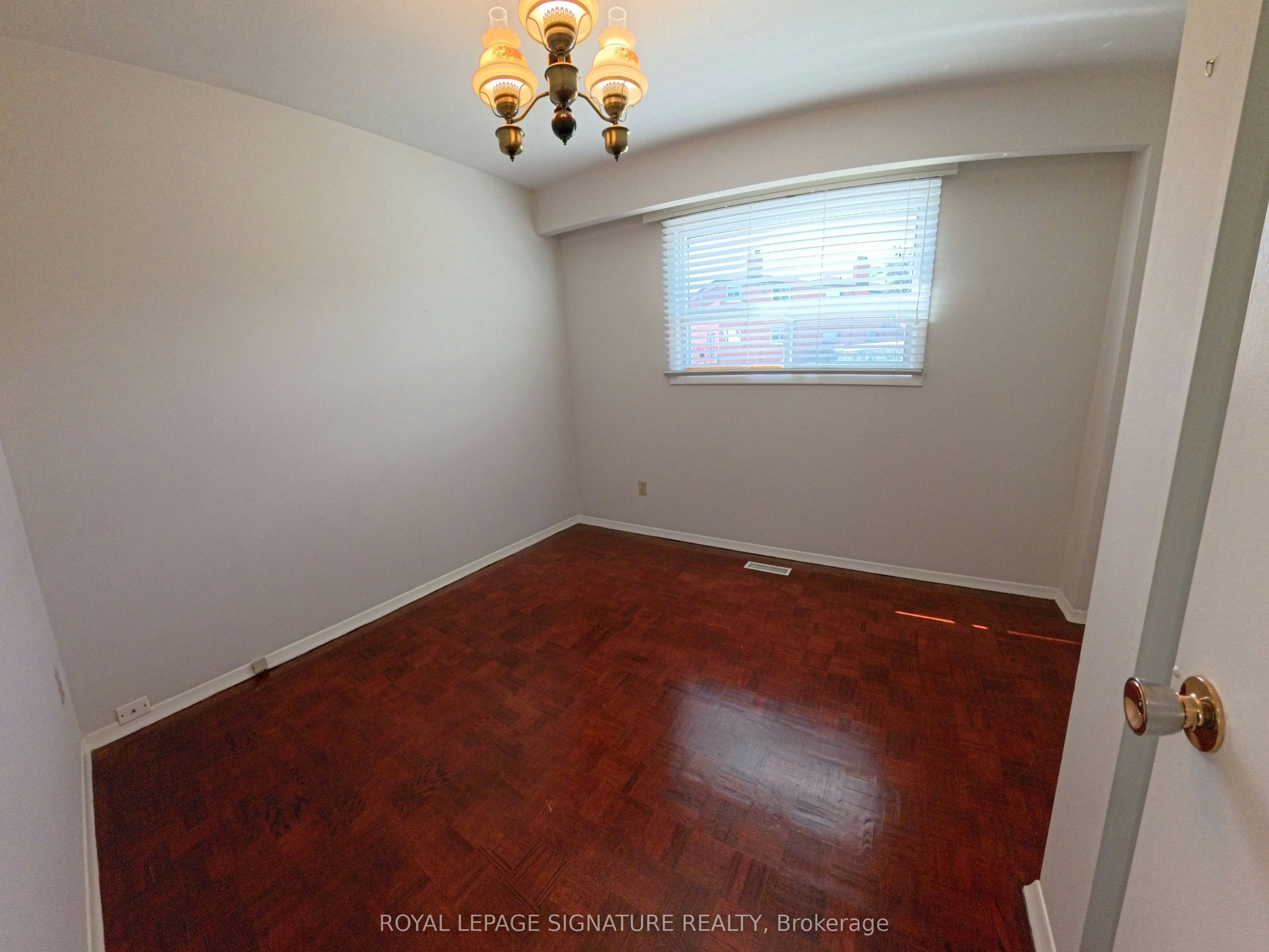 3612 Birchmeadow Crescent, Mississauga, ON, L4Y 3R7 - 11
