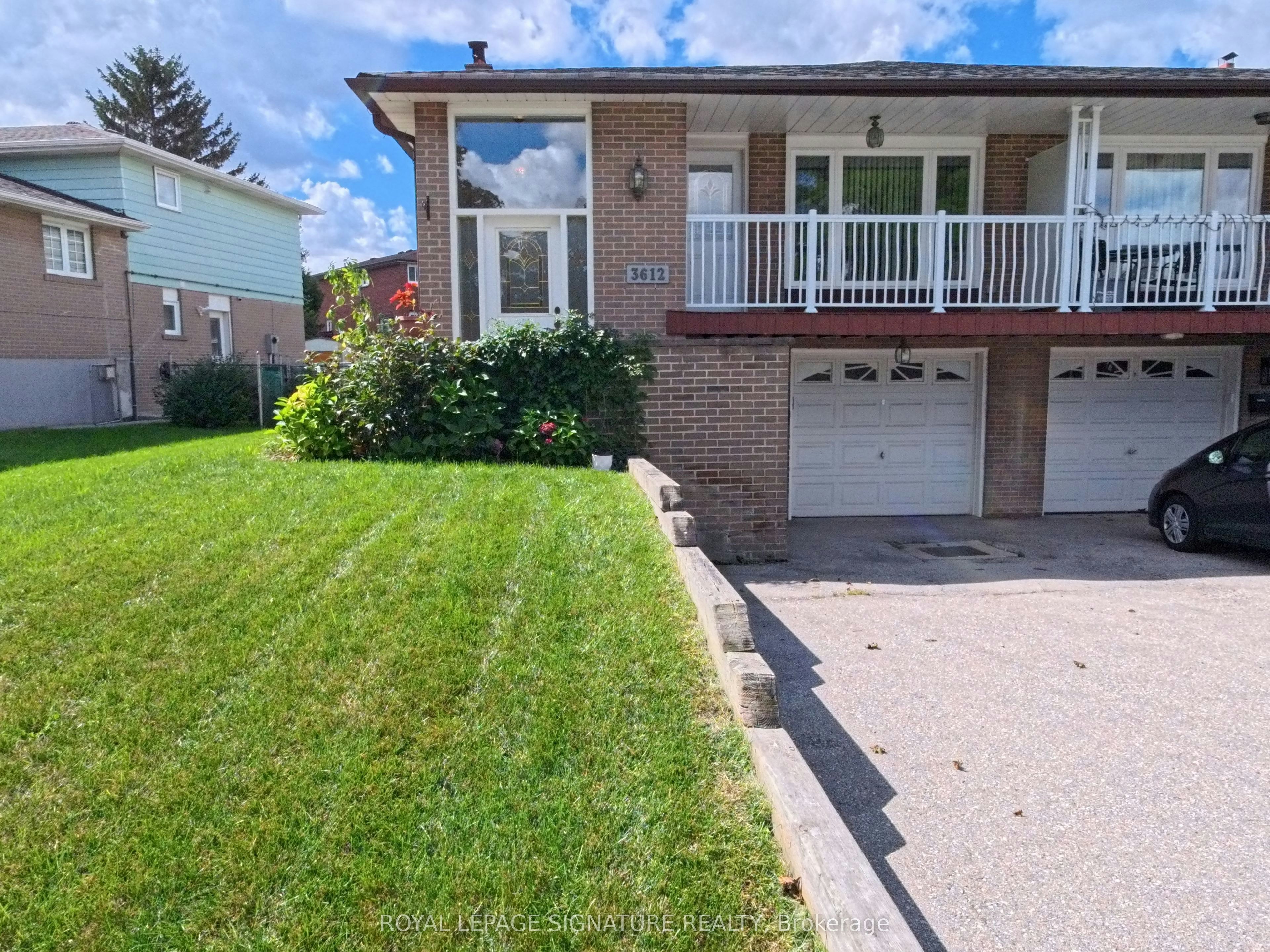 3612 Birchmeadow Crescent, Mississauga, ON, L4Y 3R7
