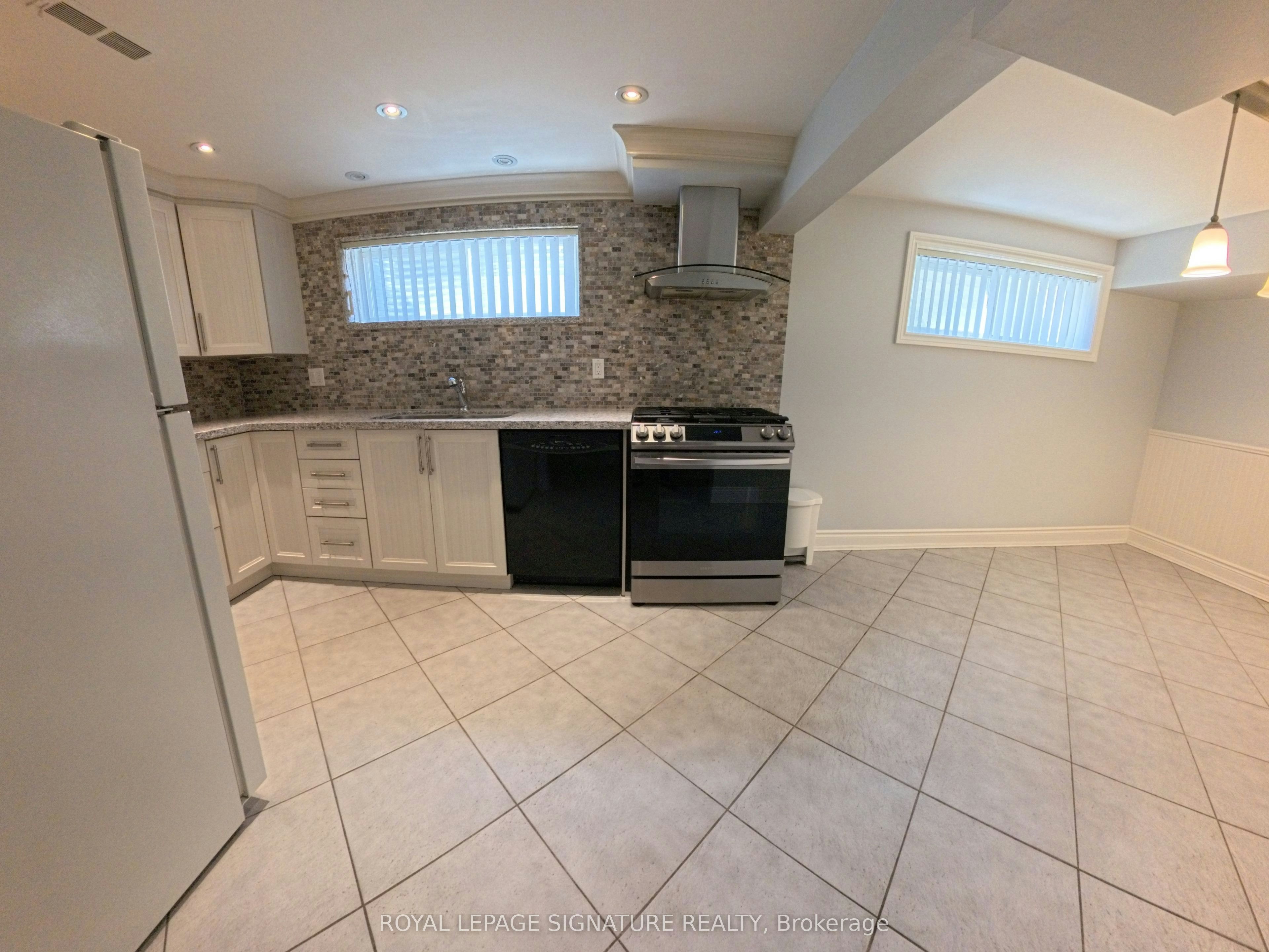 3612 Birchmeadow Crescent, Mississauga, ON, L4Y 3R7 - 6