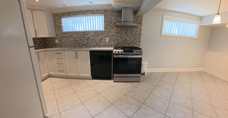 3612 Birchmeadow Crescent, Mississauga, ON, L4Y 3R7 - 6