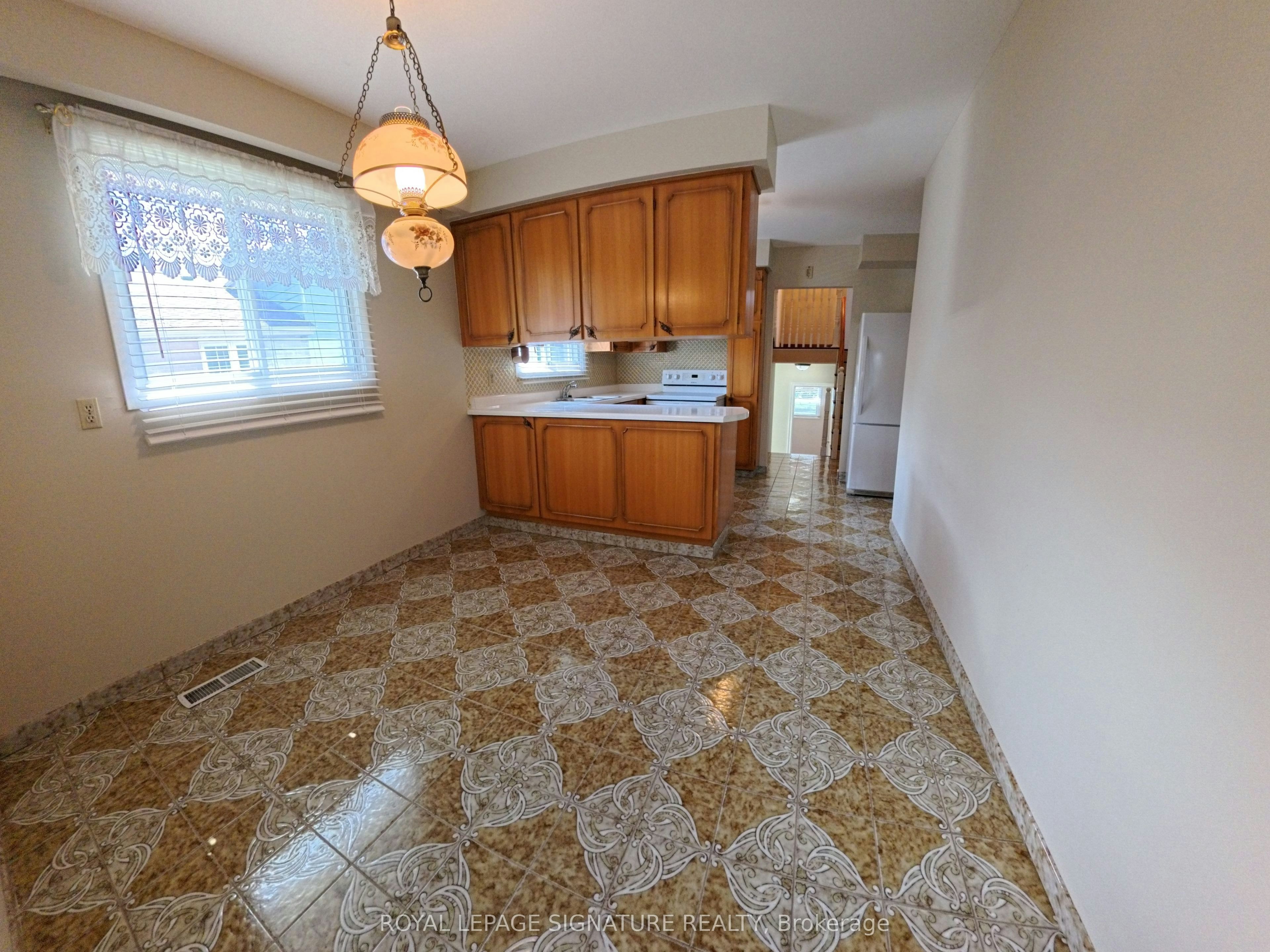 3612 Birchmeadow Crescent, Mississauga, ON, L4Y 3R7 - 15