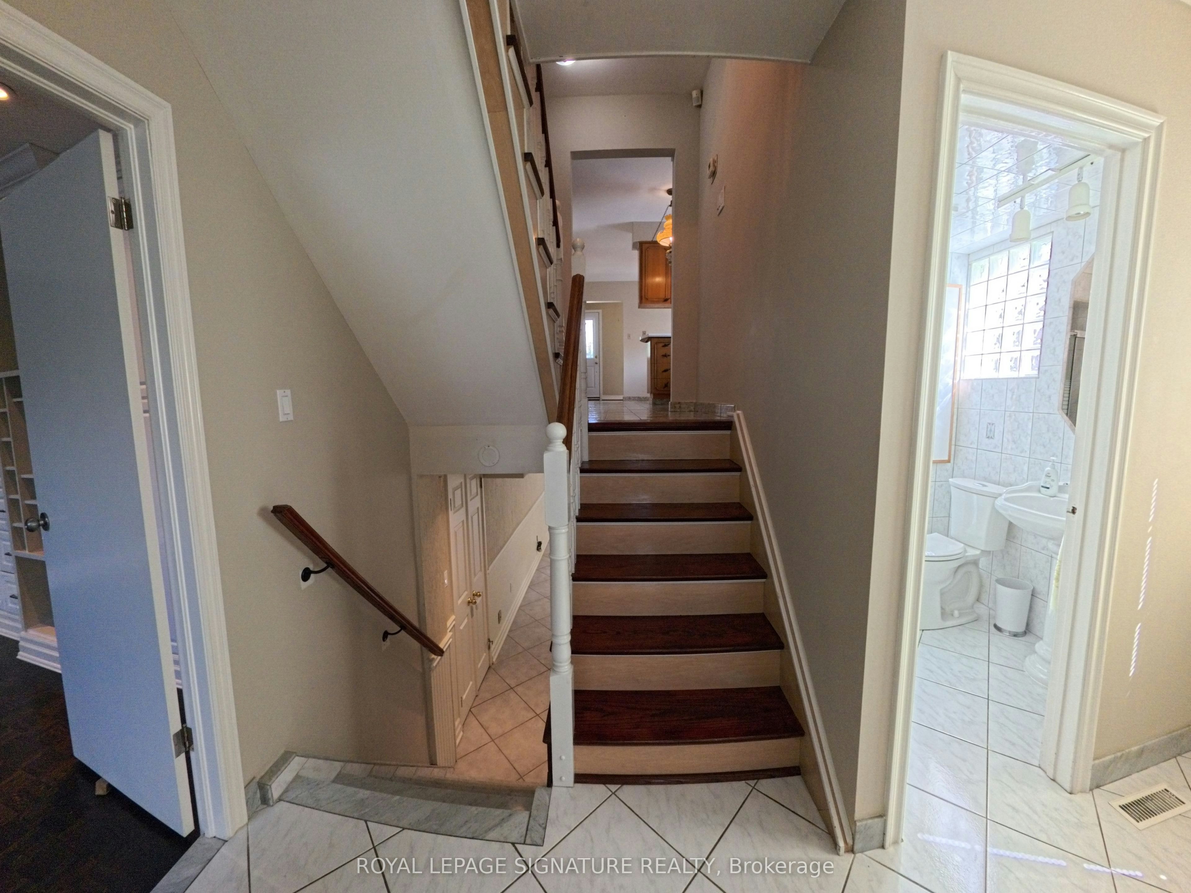 3612 Birchmeadow Crescent, Mississauga, ON, L4Y 3R7 - 12