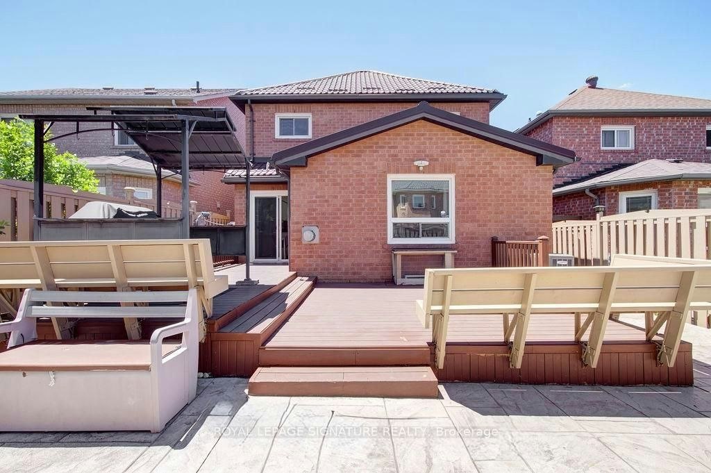 5386 Landsborough Avenue, Mississauga, ON, L5R 3X2 - 4