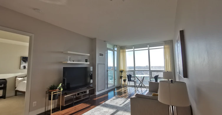 613-1055 Southdown Road, Mississauga, ON, L5J 0A3