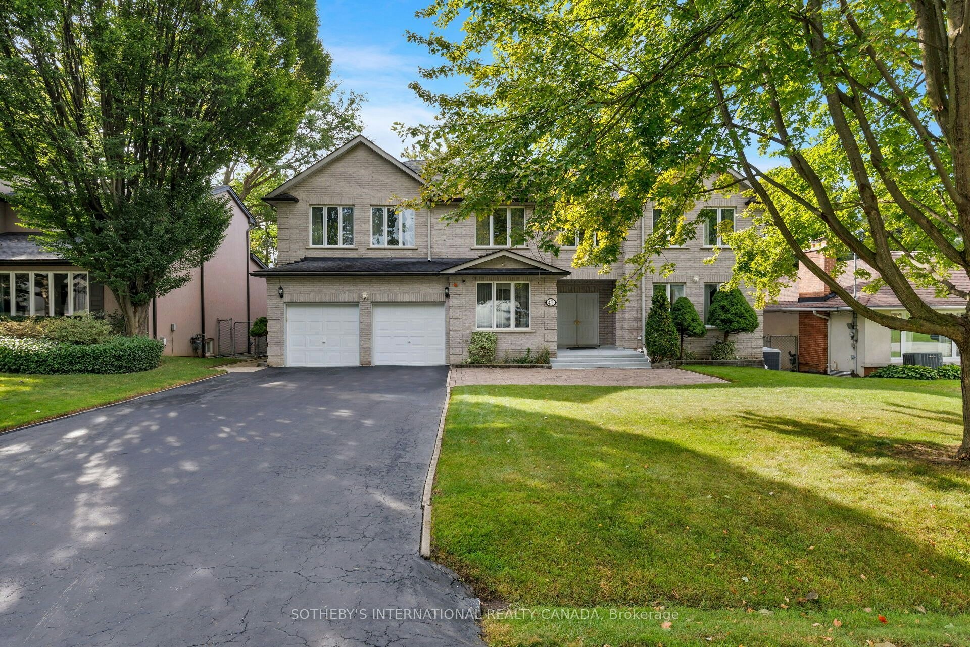 47 Great Oak Drive, Toronto, ON, M9A 1N3