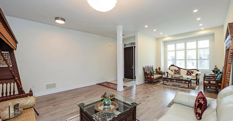 3286 Charles Biggar Drive, Oakville, ON, L6M 1N3 - 3