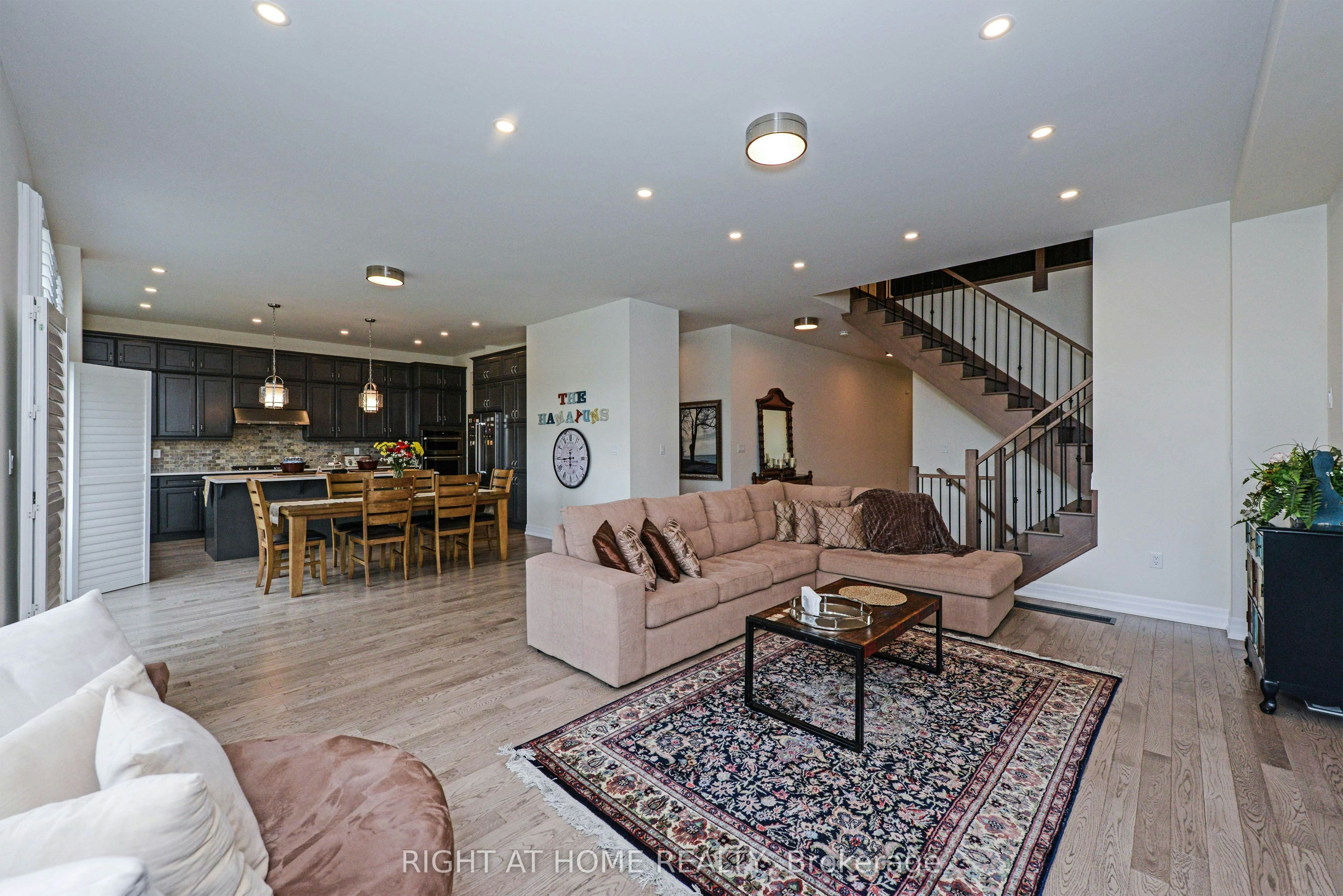 3286 Charles Biggar Drive, Oakville, ON, L6M 1N3 - 11