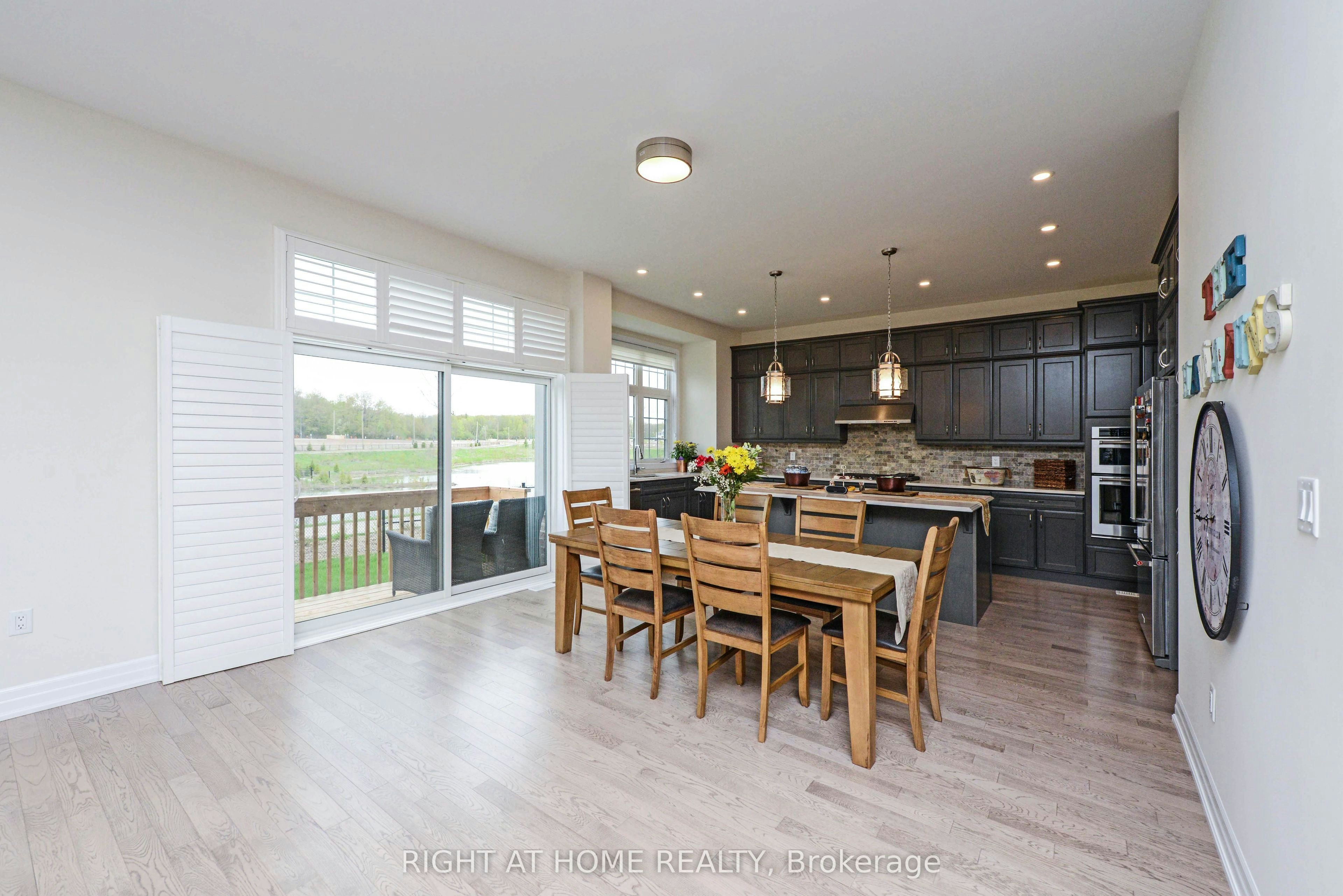 3286 Charles Biggar Drive, Oakville, ON, L6M 1N3 - 6
