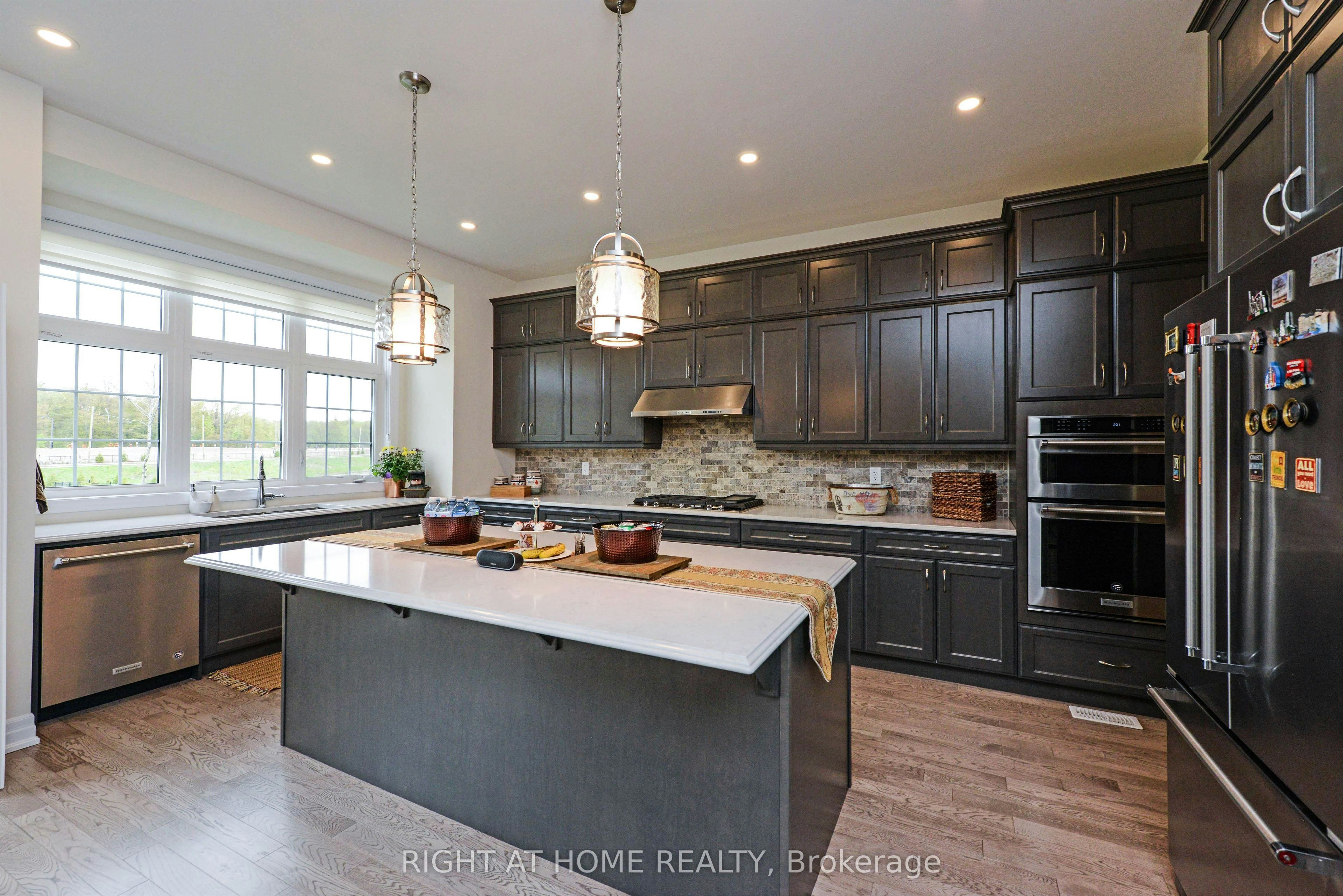 3286 Charles Biggar Drive, Oakville, ON, L6M 1N3 - 8