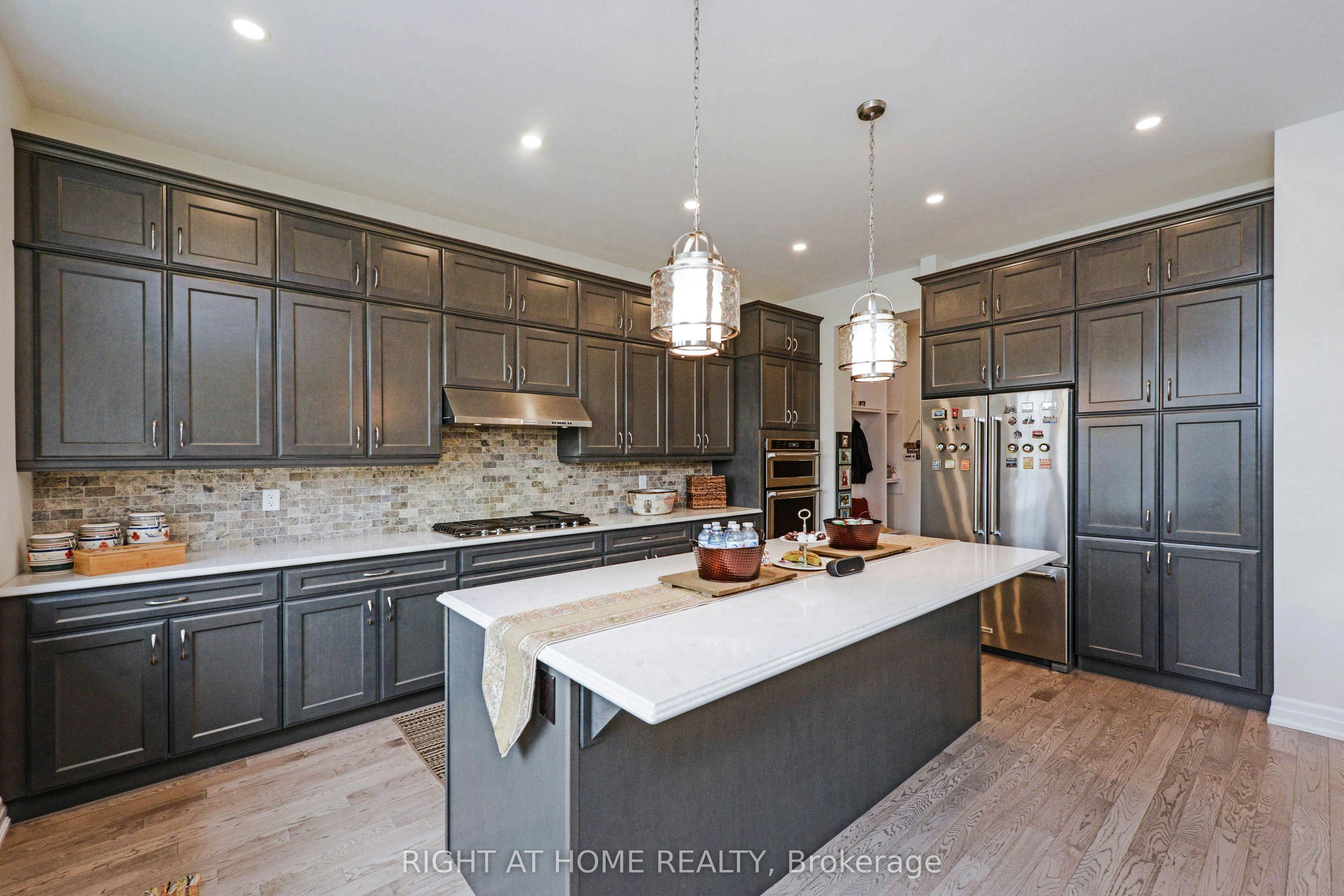 3286 Charles Biggar Drive, Oakville, ON, L6M 1N3 - 9