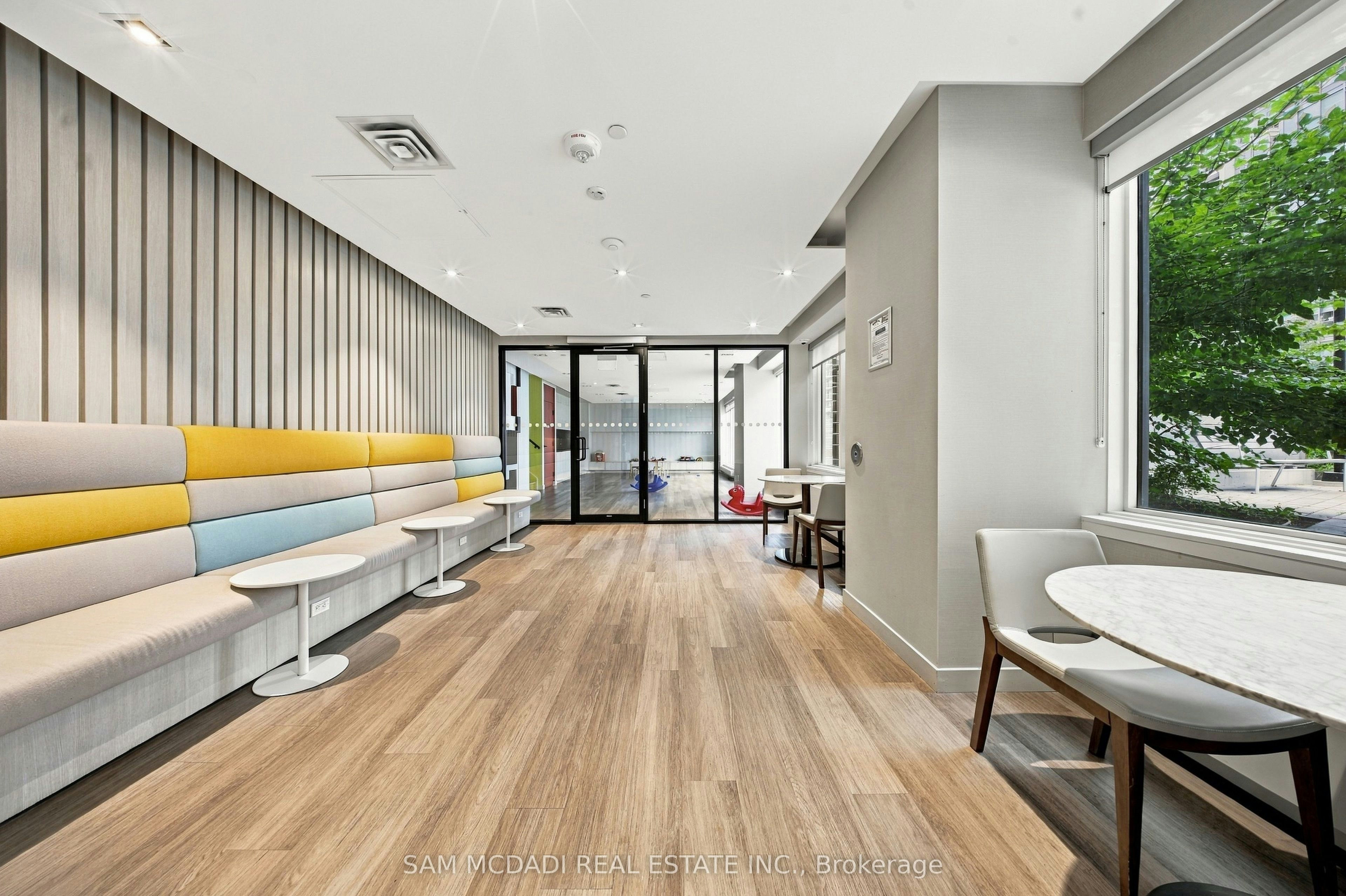 3702-4065 Confederation Parkway, Mississauga, ON, L5B 0L4 - 24