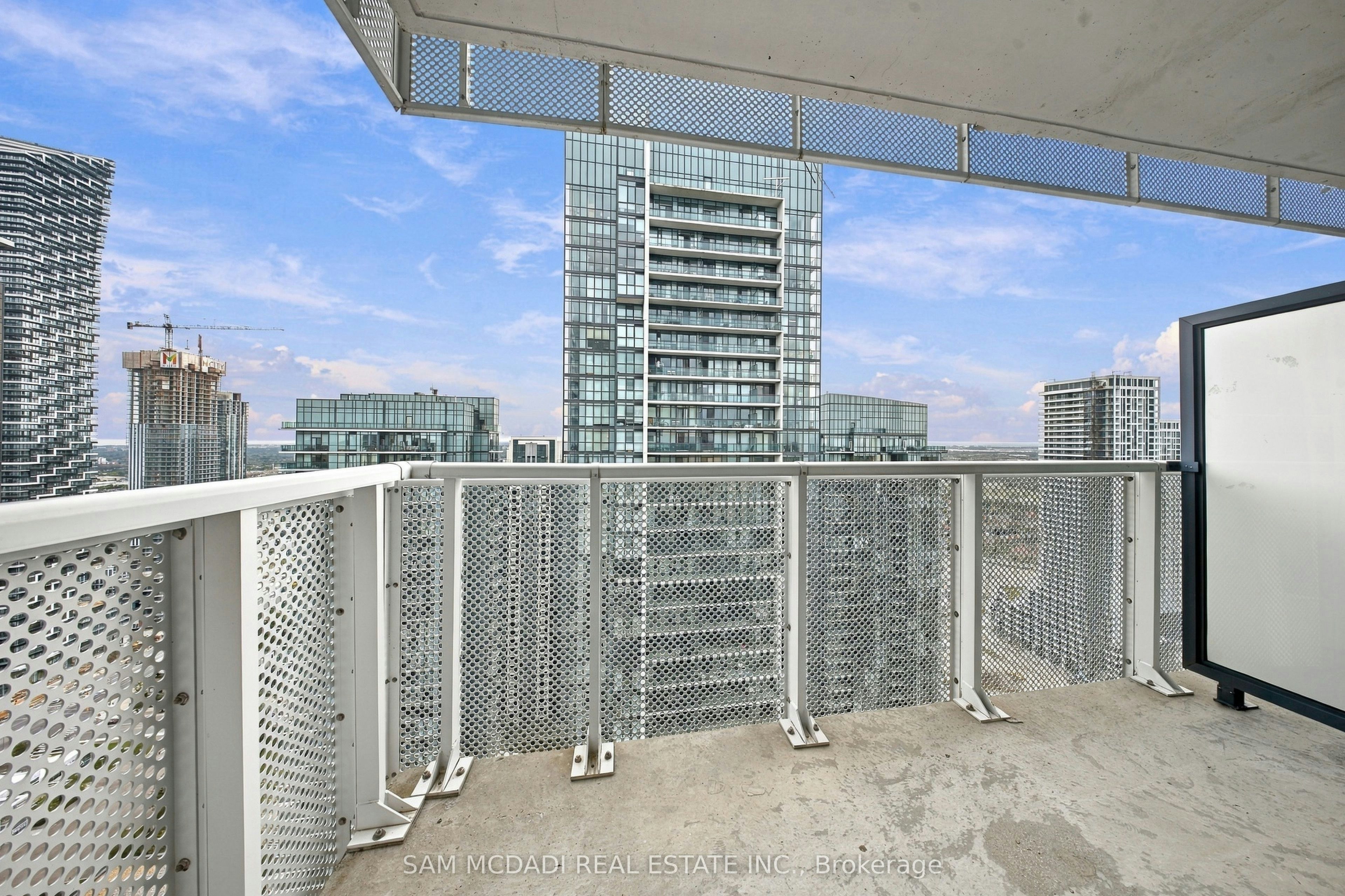 3702-4065 Confederation Parkway, Mississauga, ON, L5B 0L4 - 18