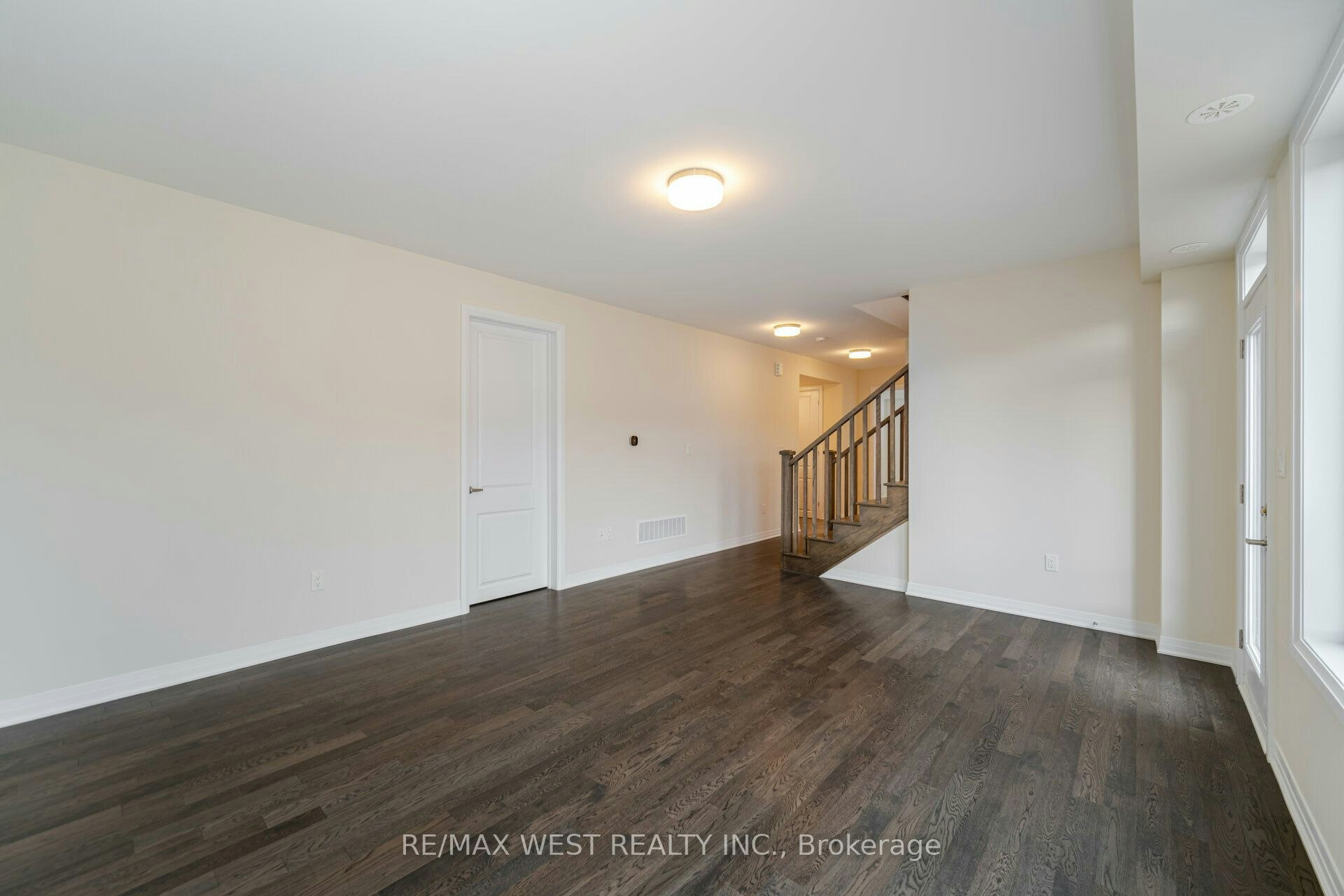 120 Settlers Road E, Oakville, ON, L6H 7C8 - 33