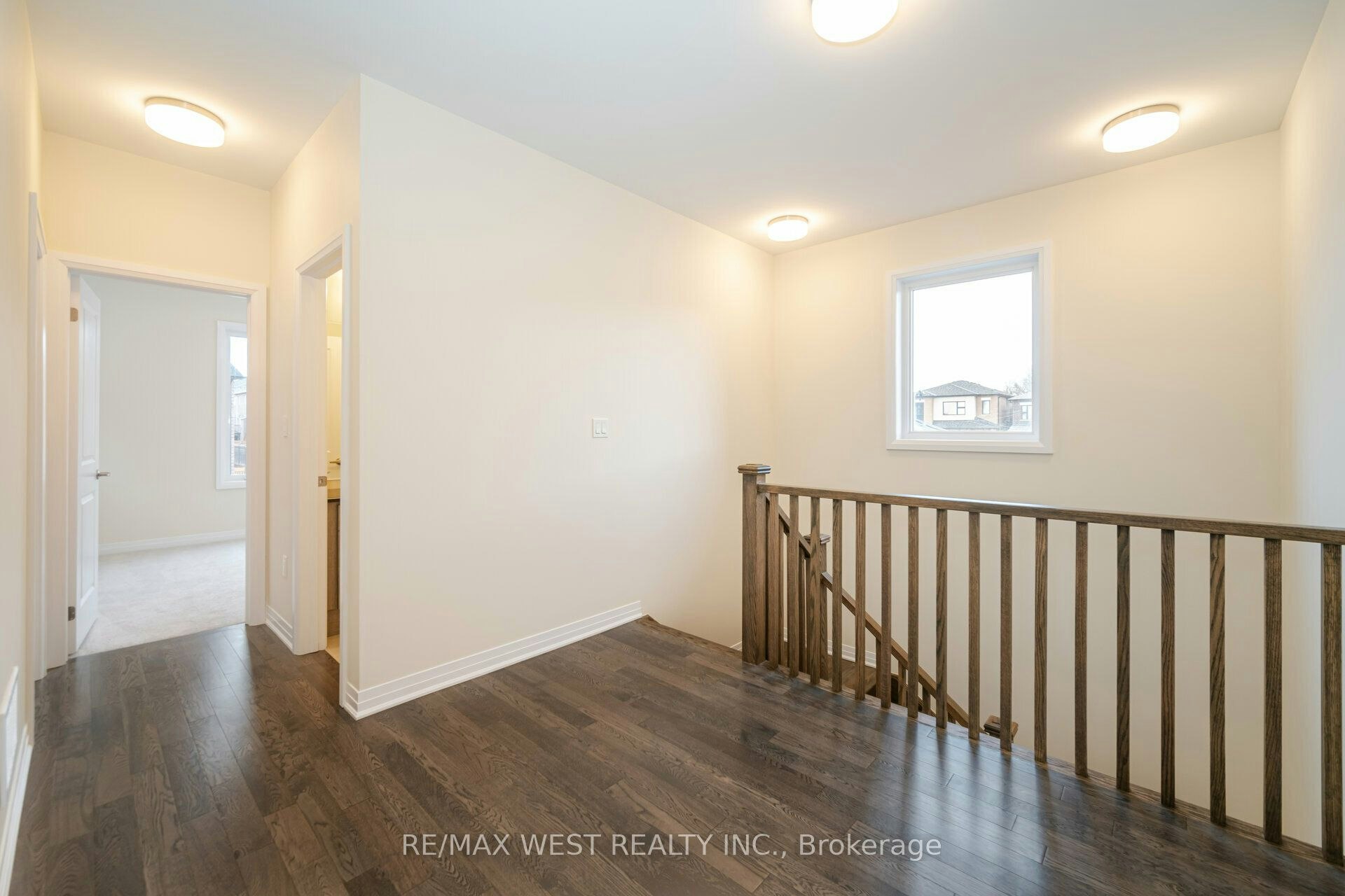 120 Settlers Road E, Oakville, ON, L6H 7C8 - 10