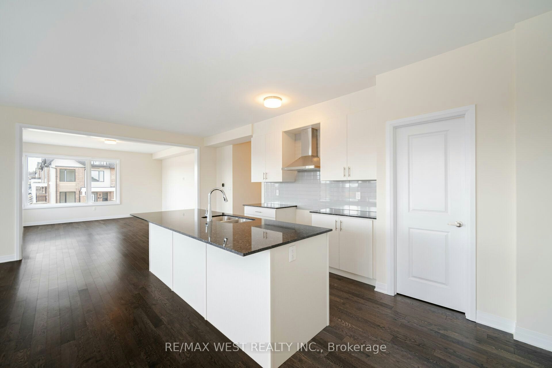 120 Settlers Road E, Oakville, ON, L6H 7C8 - 14
