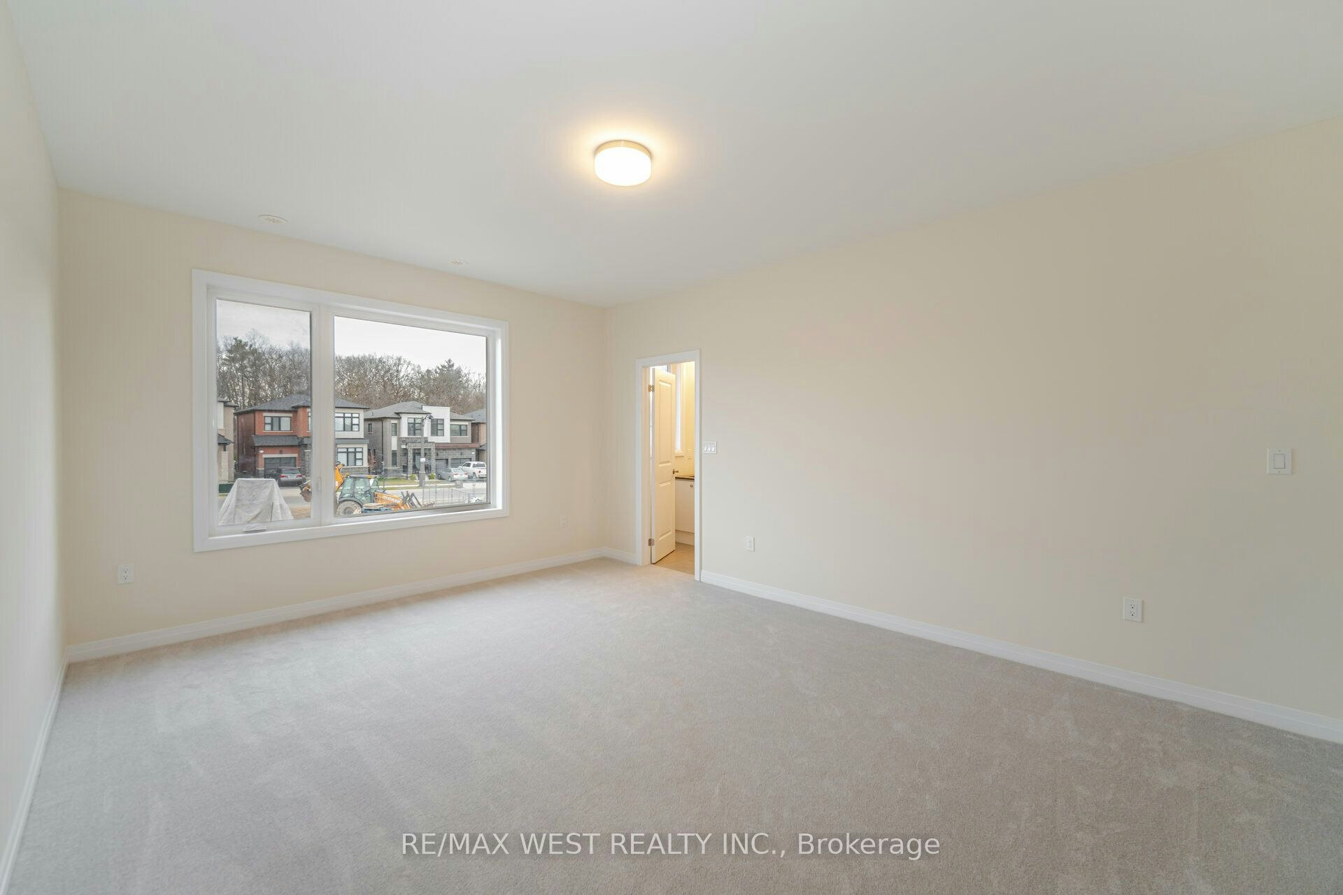 120 Settlers Road E, Oakville, ON, L6H 7C8 - 24