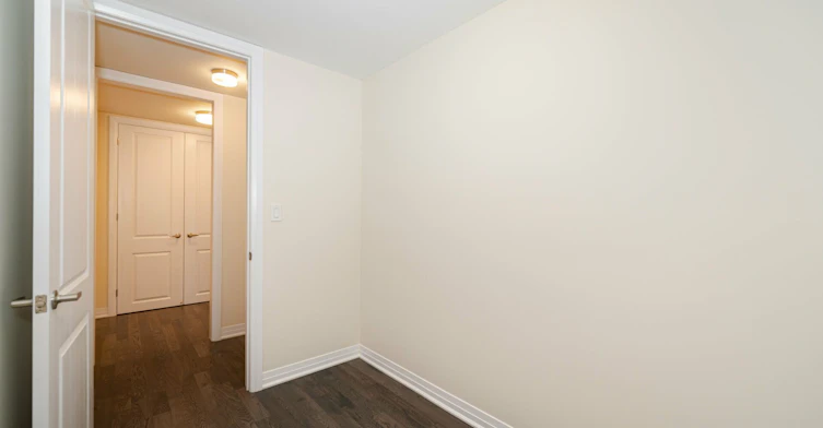 120 Settlers Road E, Oakville, ON, L6H 7C8 - 7