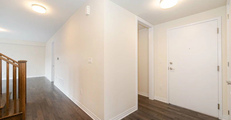 120 Settlers Road E, Oakville, ON, L6H 7C8 - 8