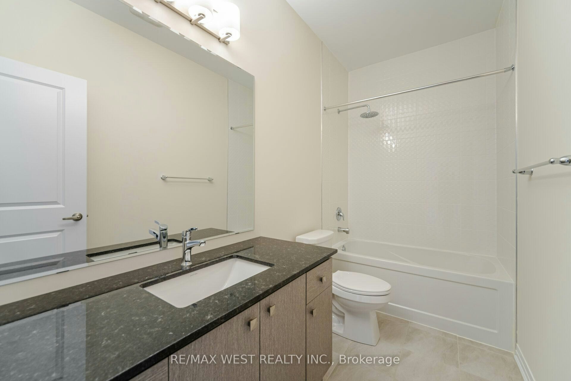 120 Settlers Road E, Oakville, ON, L6H 7C8 - 31
